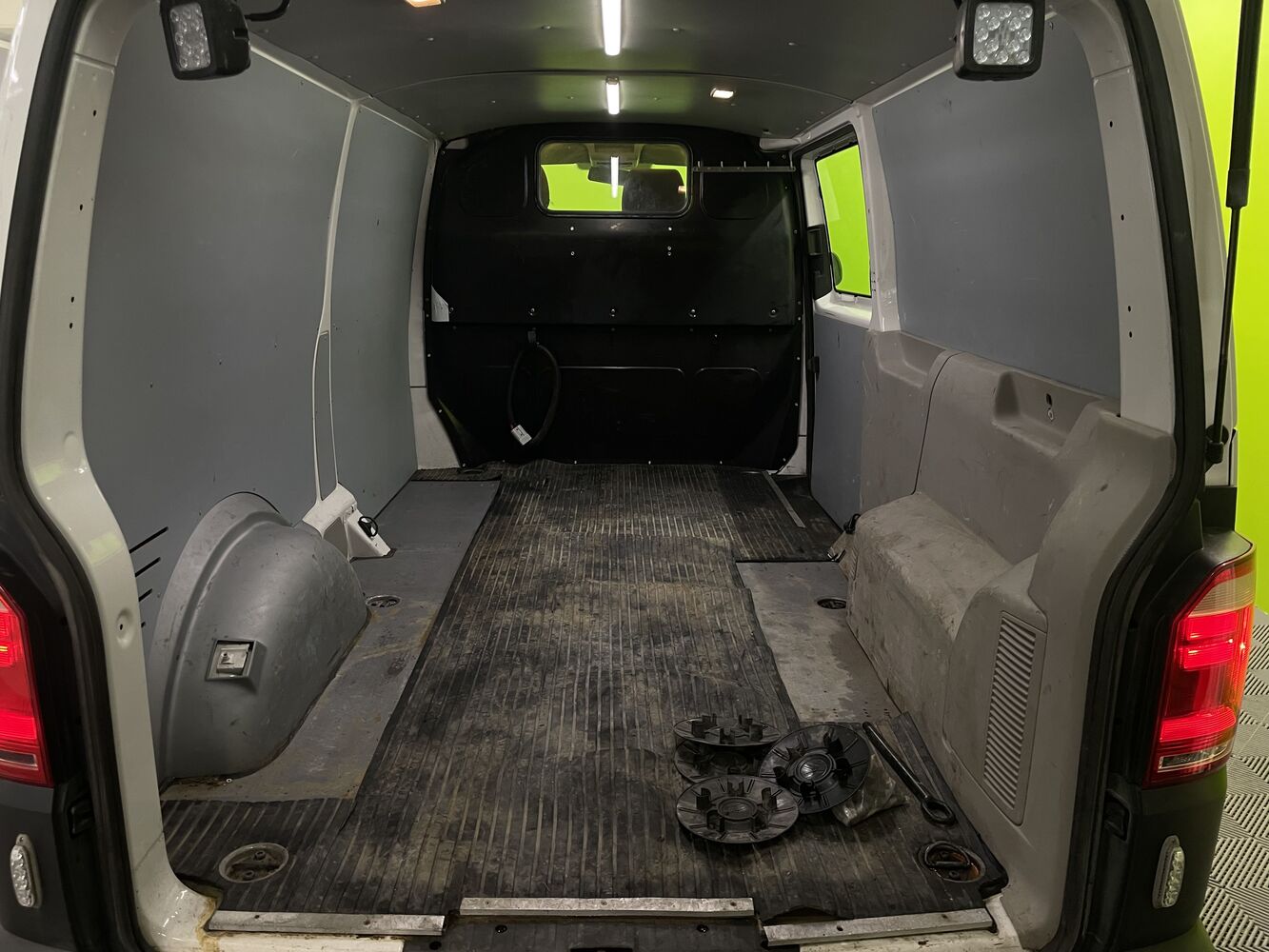 Volkswagen Transporter vaihtoauto