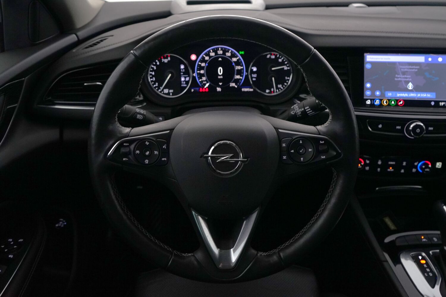 Opel Insignia vaihtoauto
