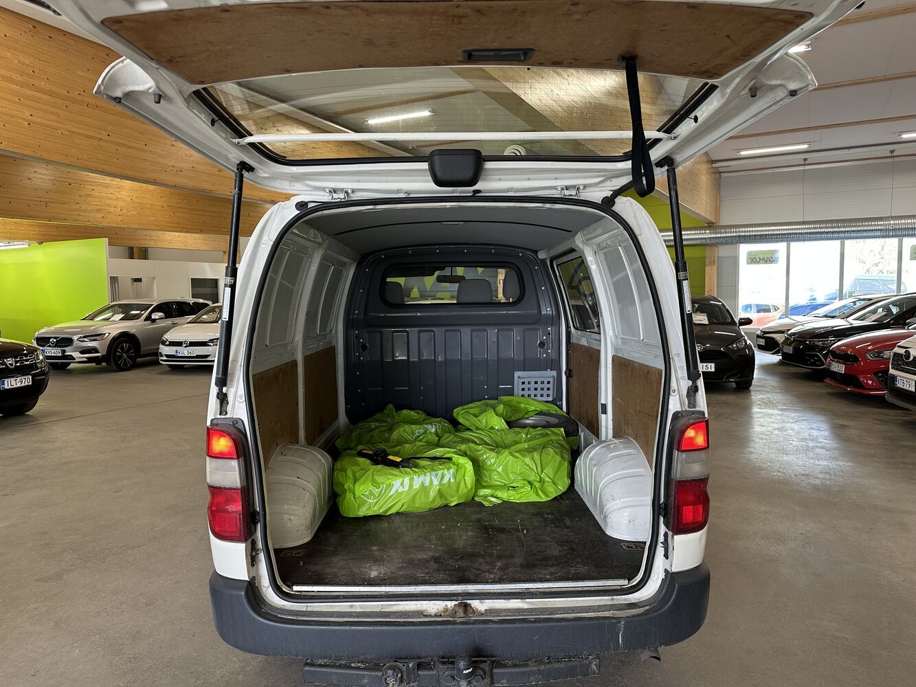 Toyota Hiace vaihtoauto