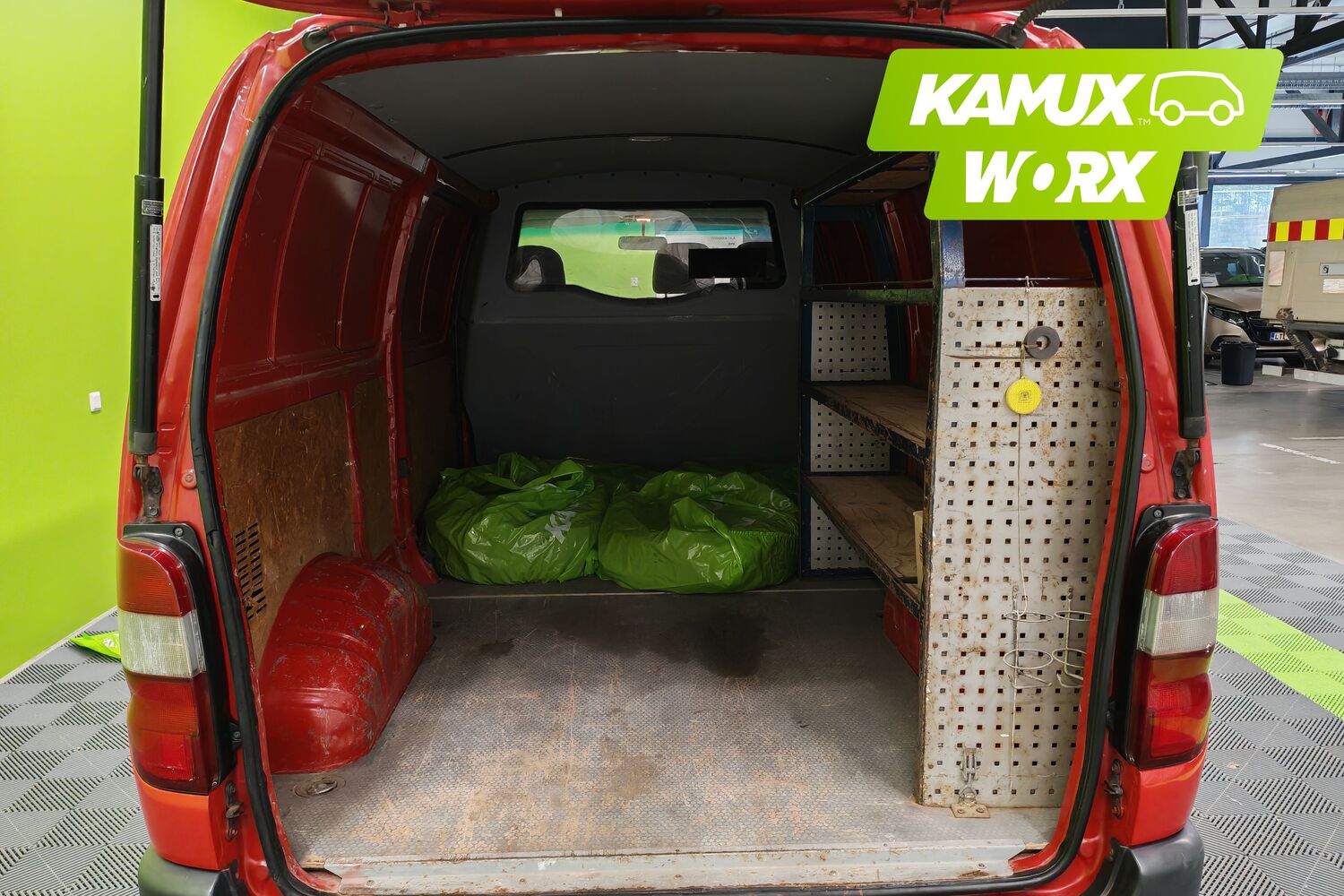 Toyota Hiace vaihtoauto