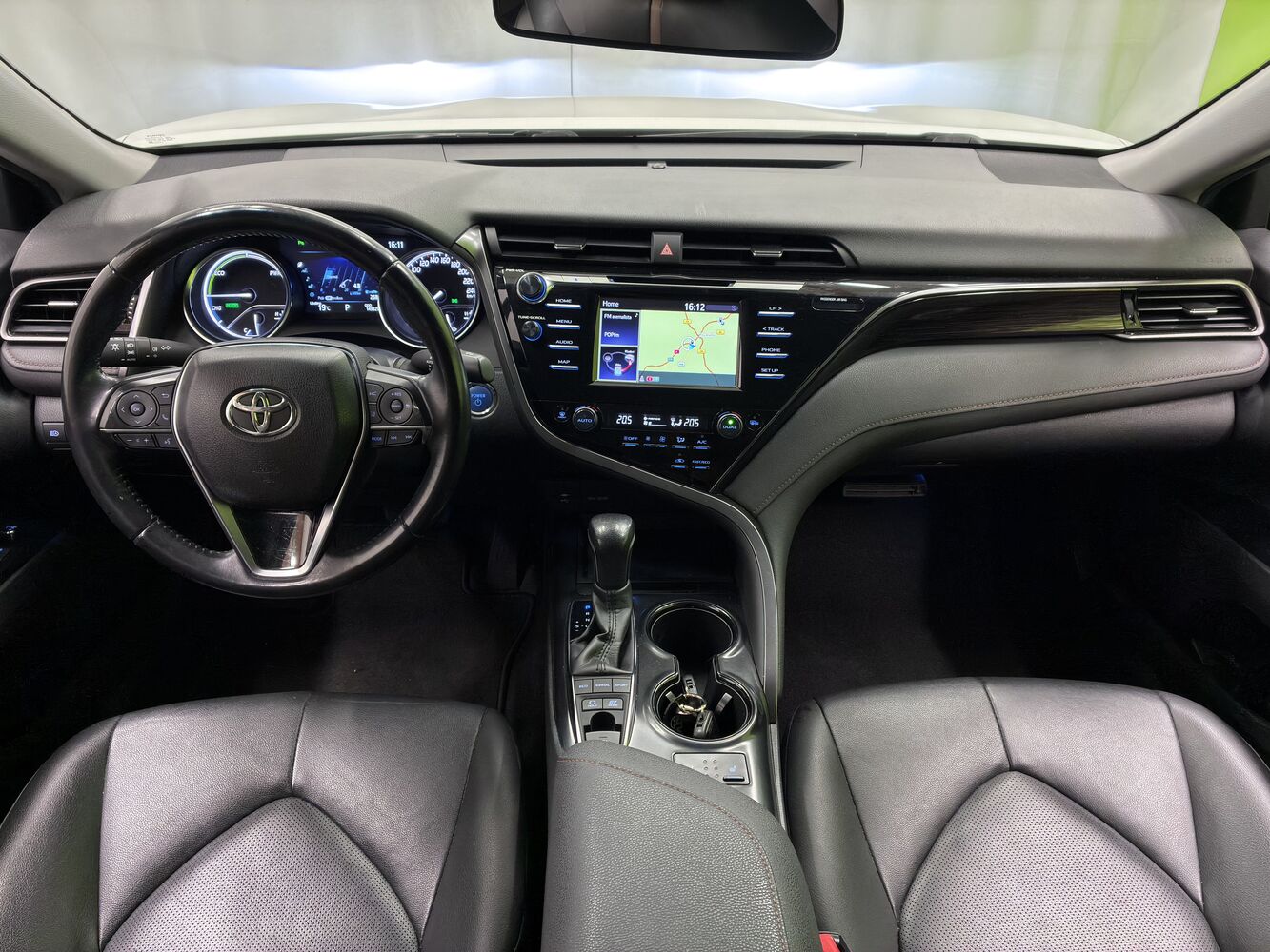 Toyota Camry vaihtoauto