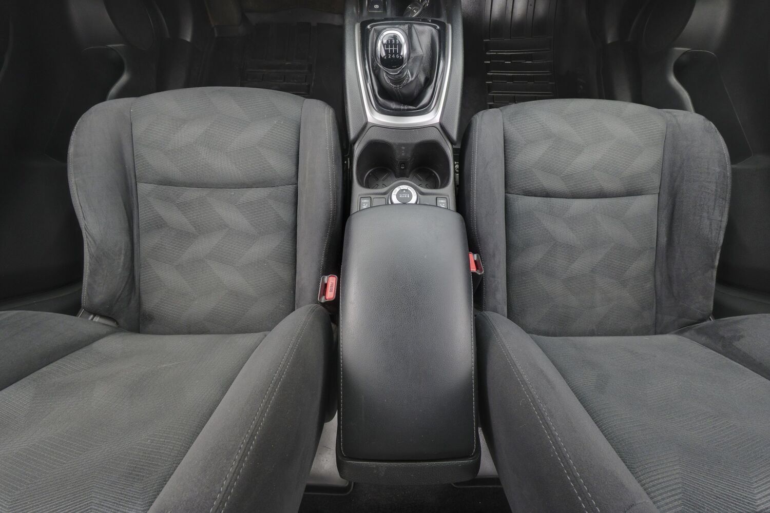 Nissan X-Trail vaihtoauto