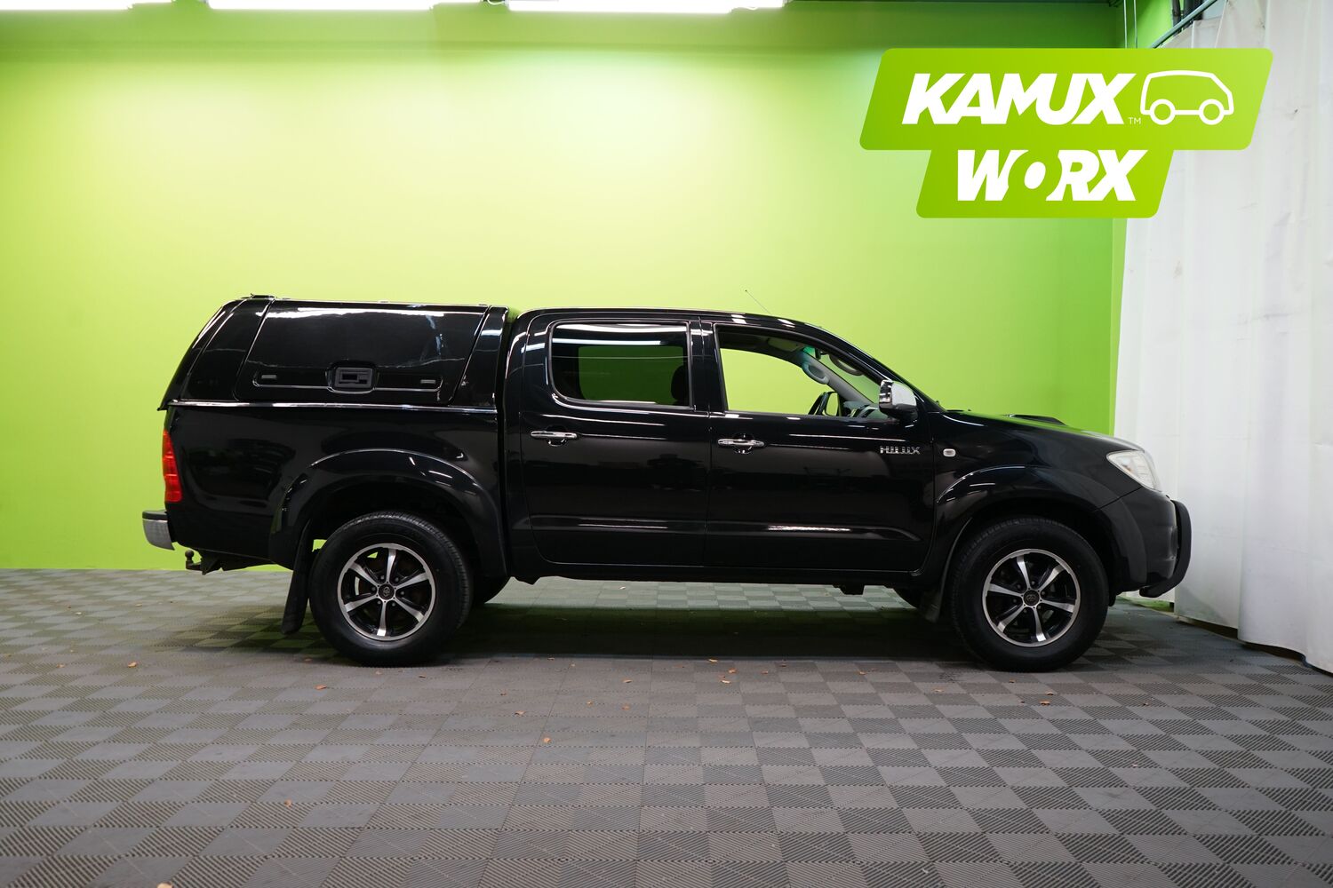 Toyota Hilux vaihtoauto