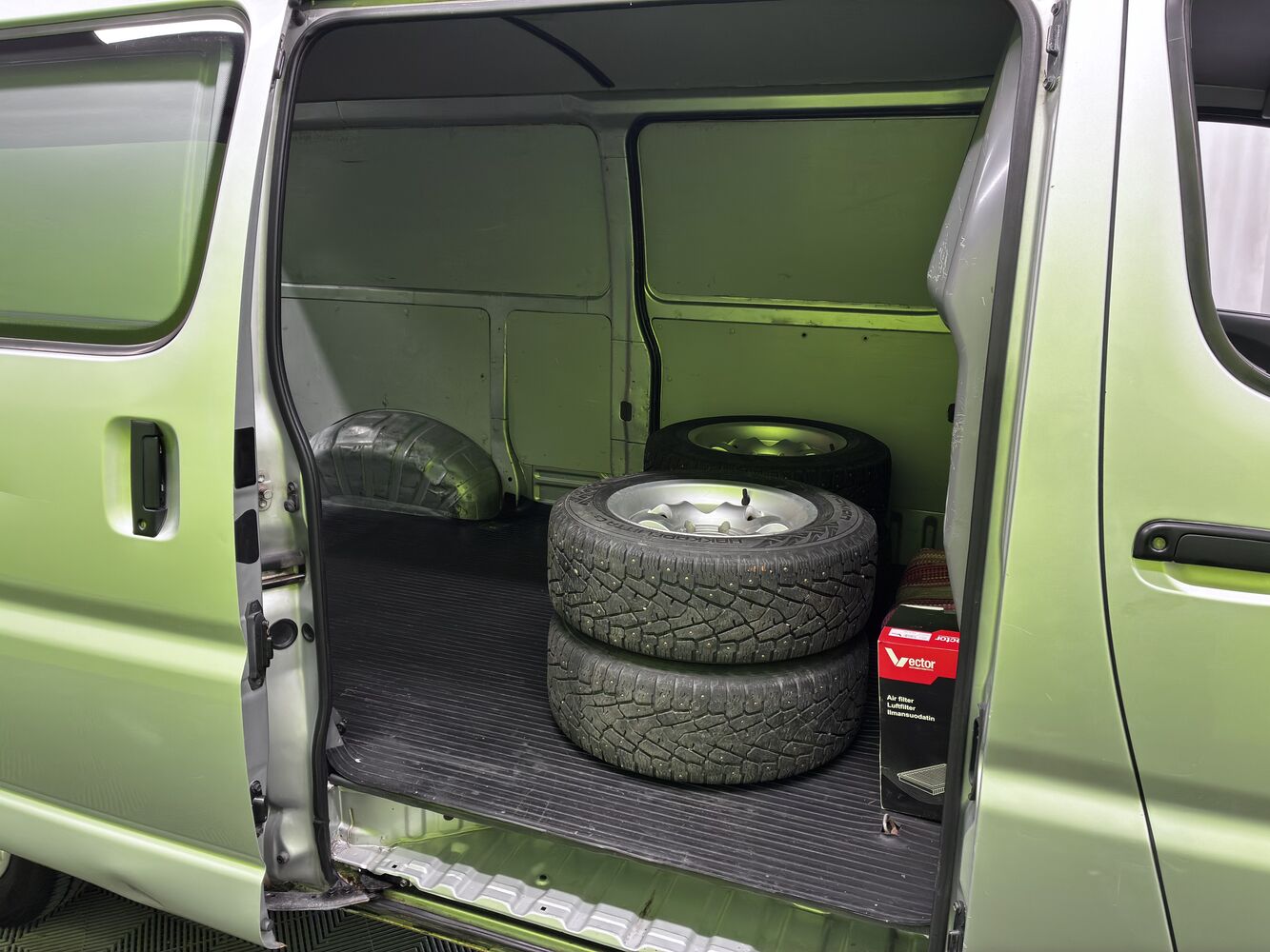 Toyota Hiace vaihtoauto