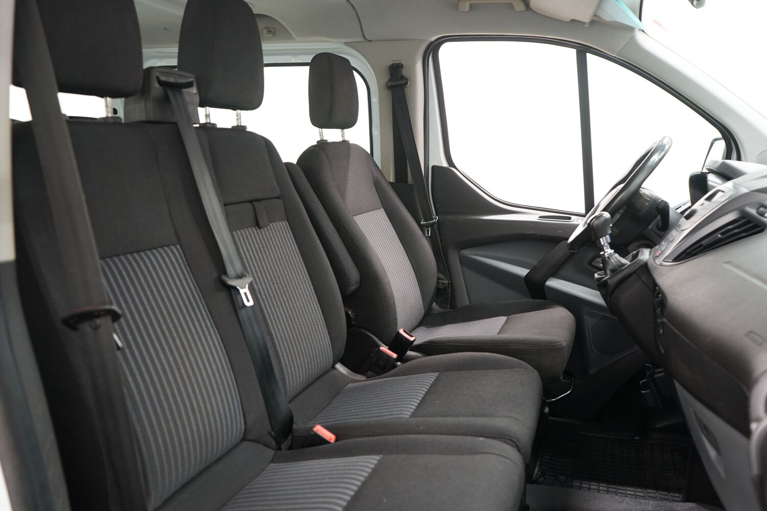 Ford Tourneo Custom vaihtoauto