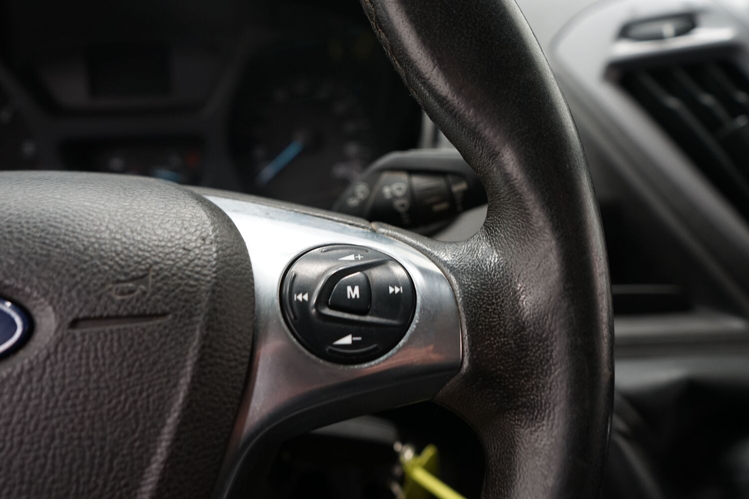 Ford Tourneo Custom vaihtoauto