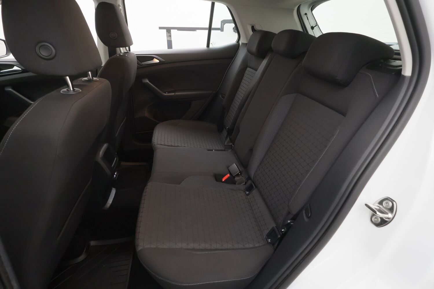 Volkswagen T-Cross vaihtoauto