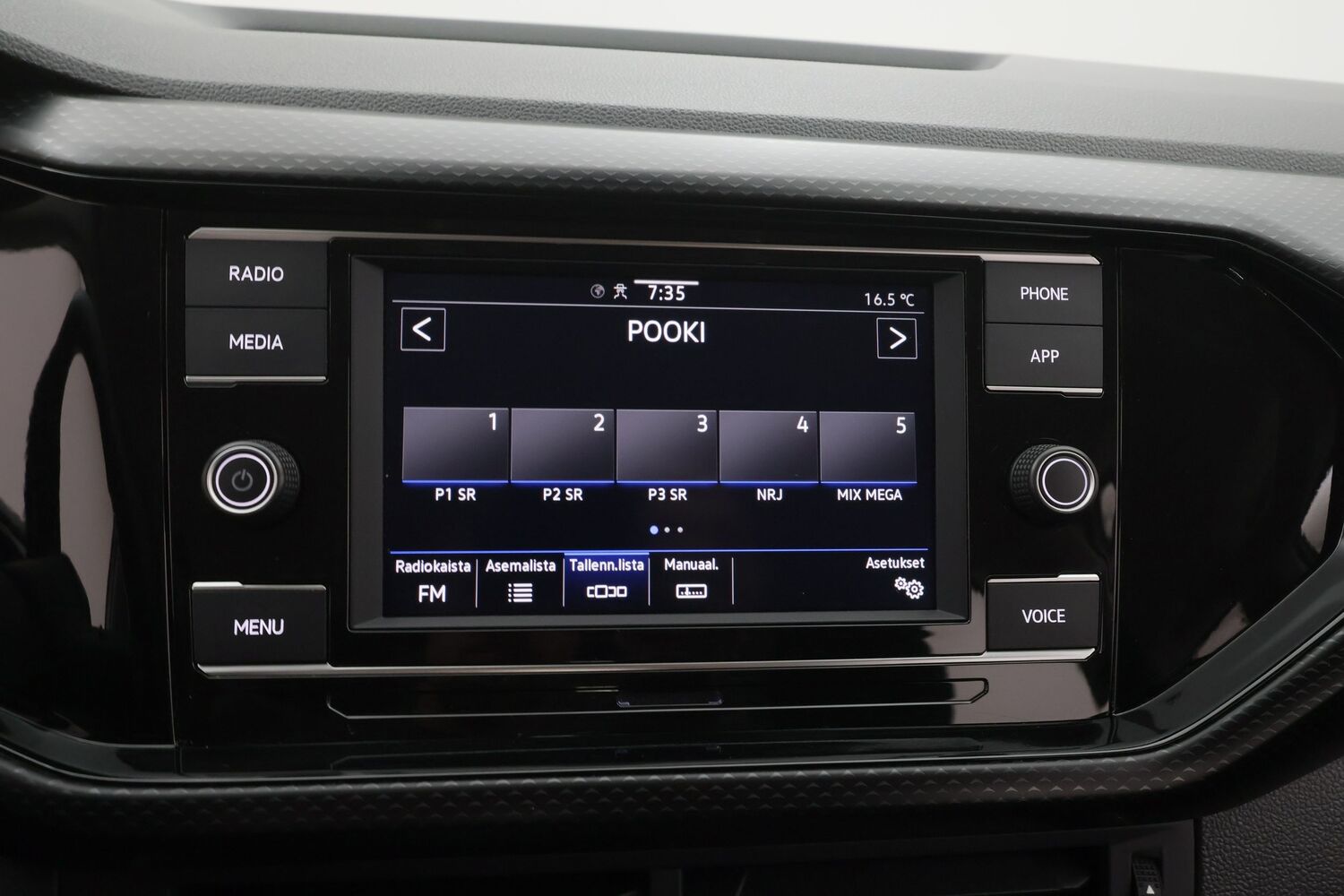 Volkswagen T-Cross vaihtoauto