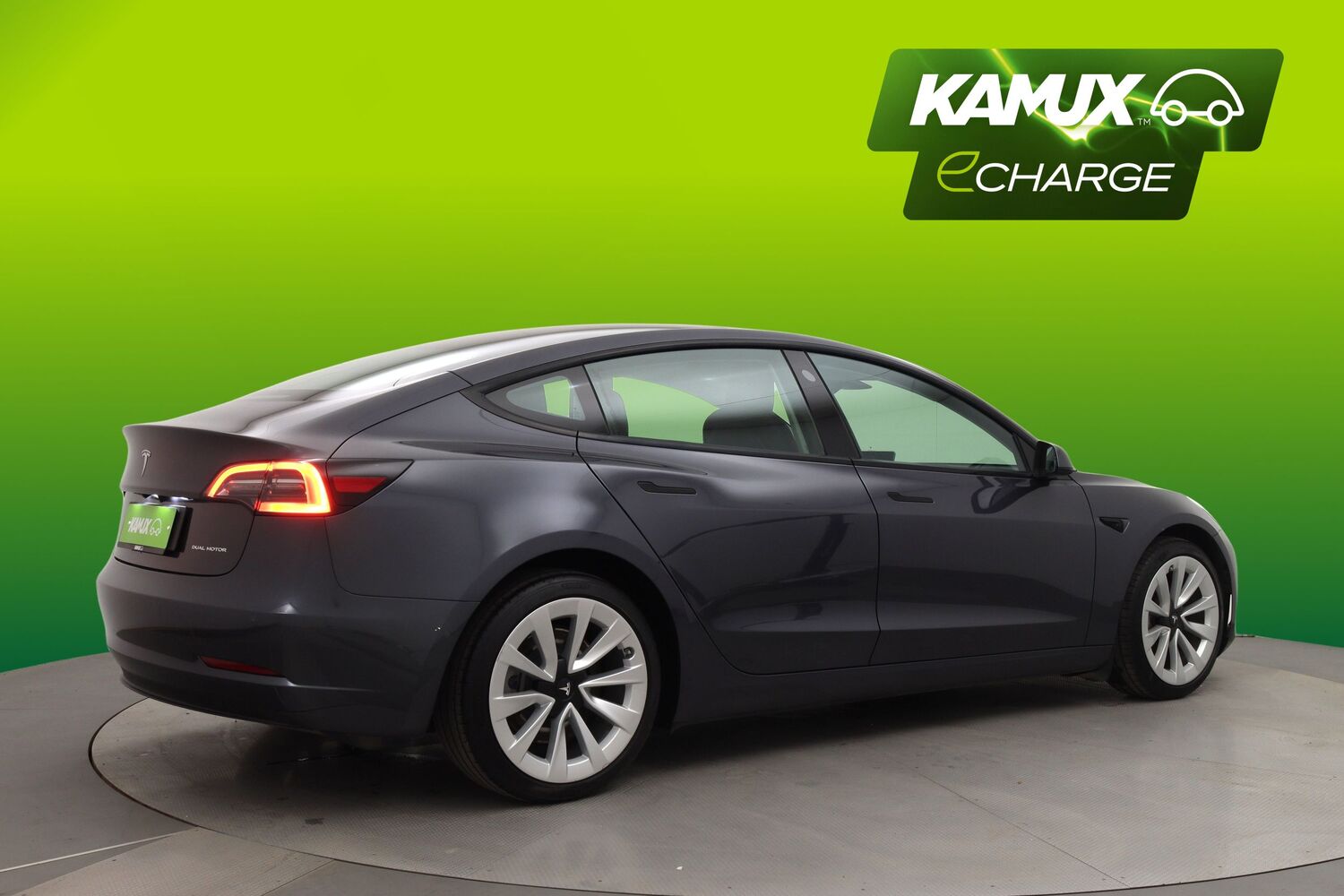 Tesla Model 3 vaihtoauto