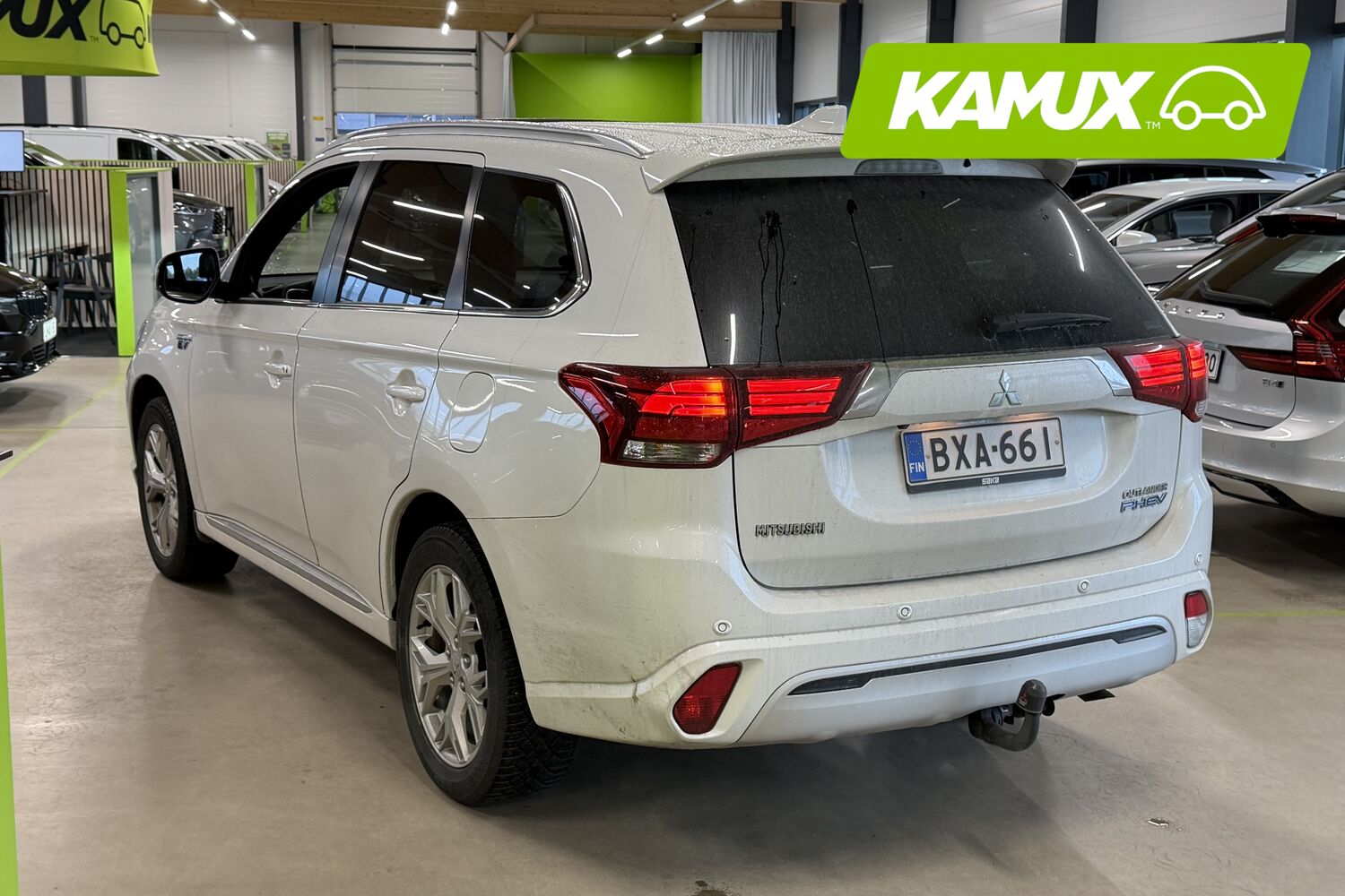Mitsubishi Outlander PHEV vaihtoauto