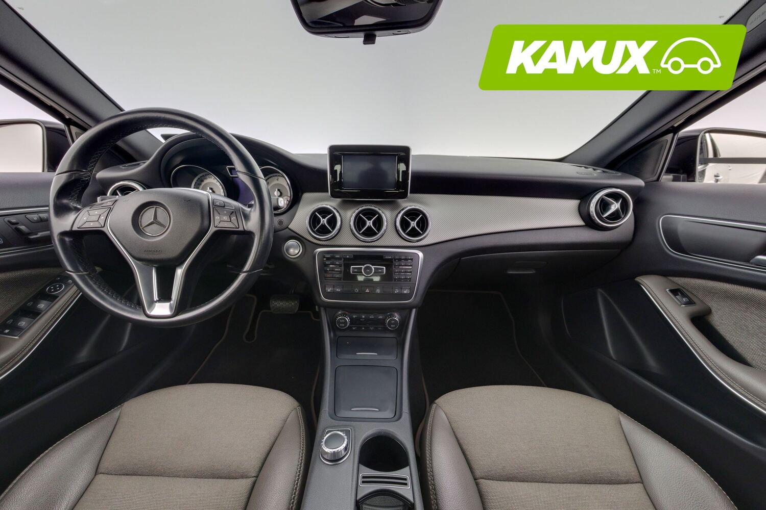 Mercedes-Benz GLA vaihtoauto