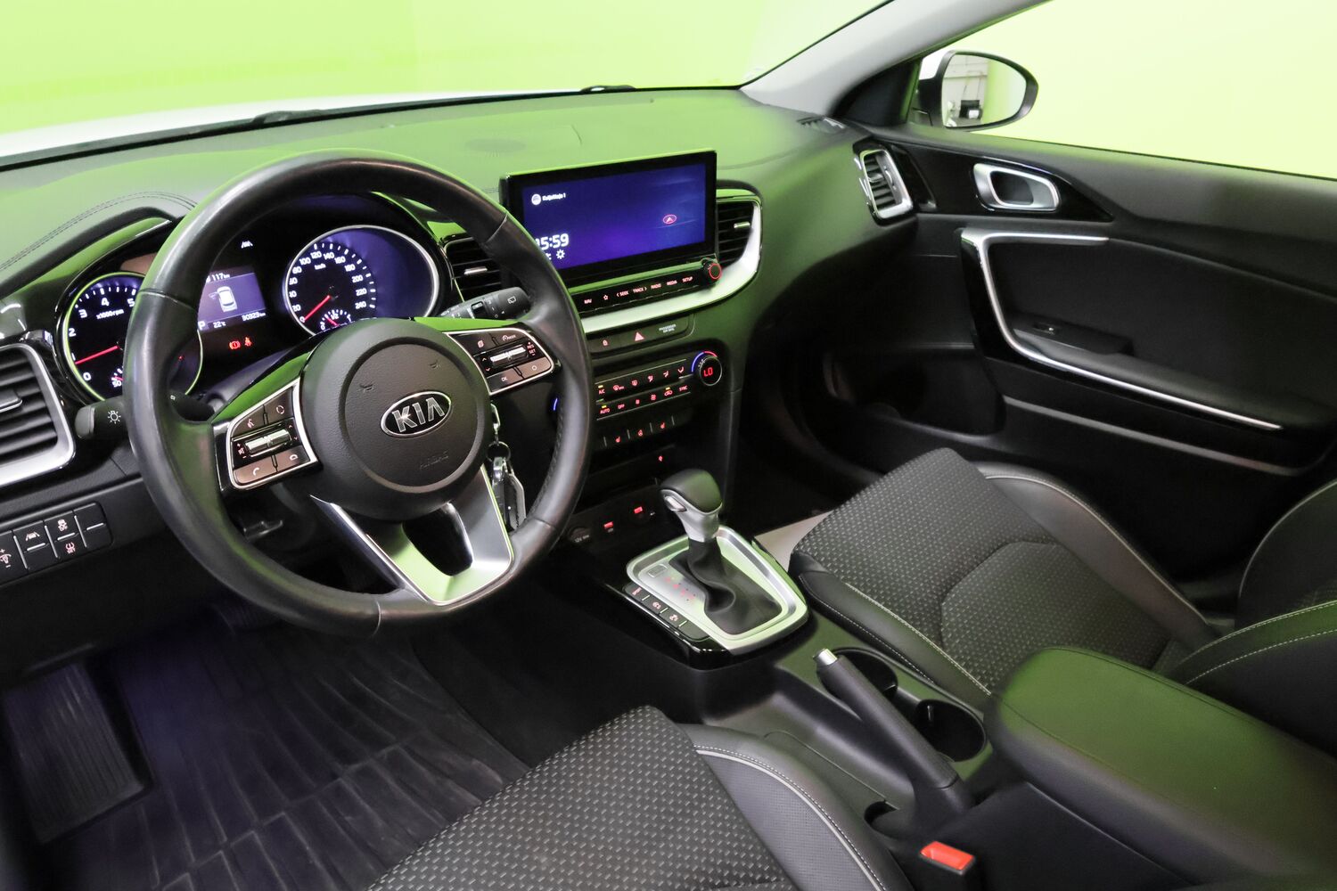 Kia Ceed vaihtoauto