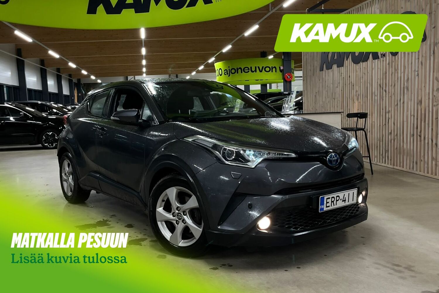 Toyota C-HR vaihtoauto