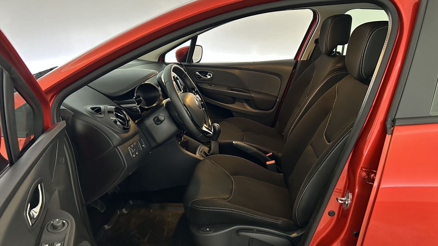 Renault Clio vaihtoauto