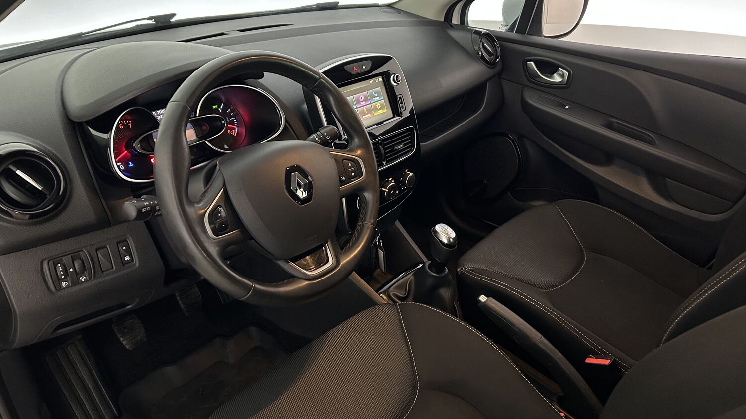 Renault Clio vaihtoauto