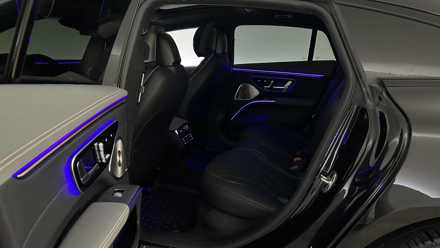 Mercedes-Benz EQS vaihtoauto