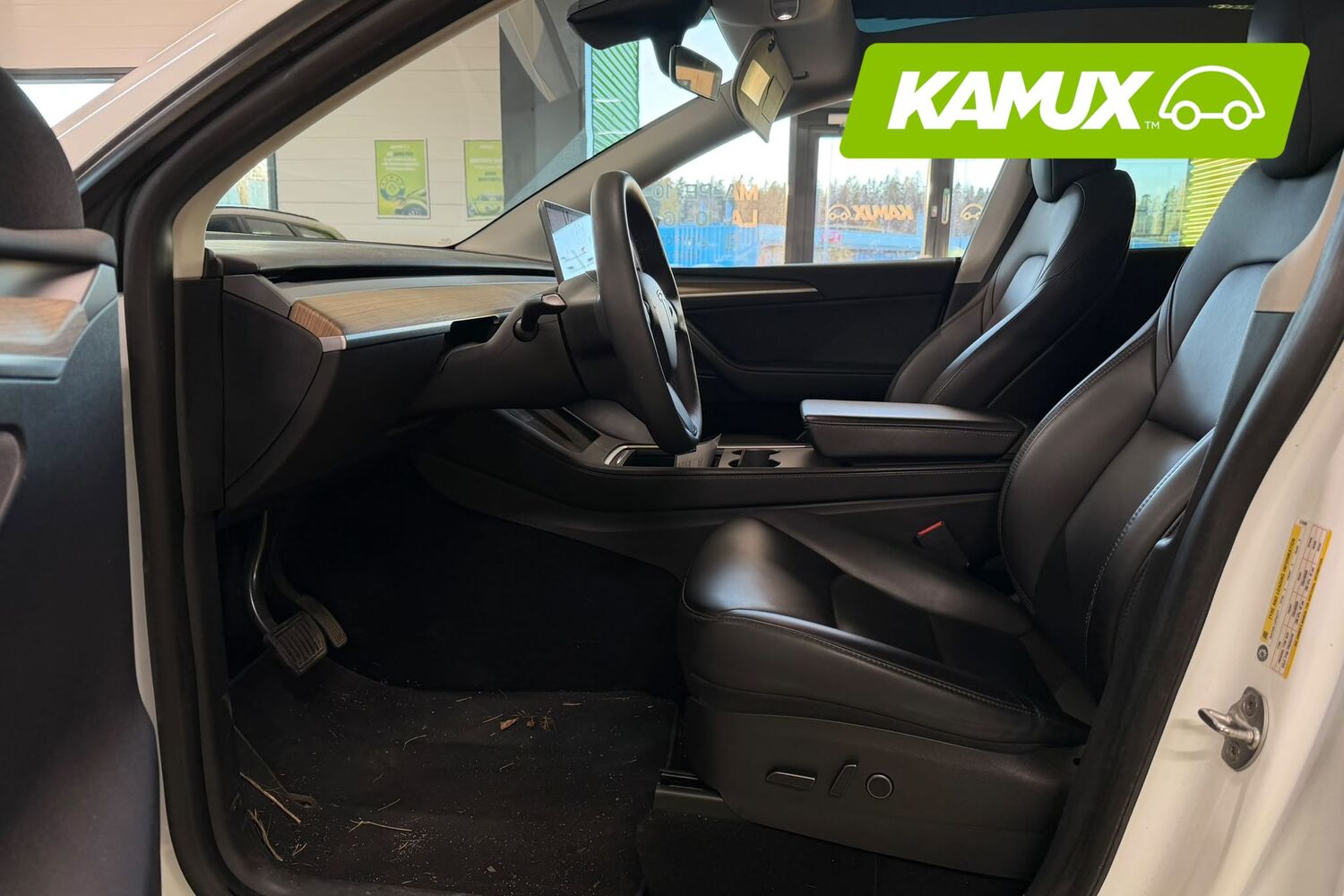 Tesla Model Y vaihtoauto