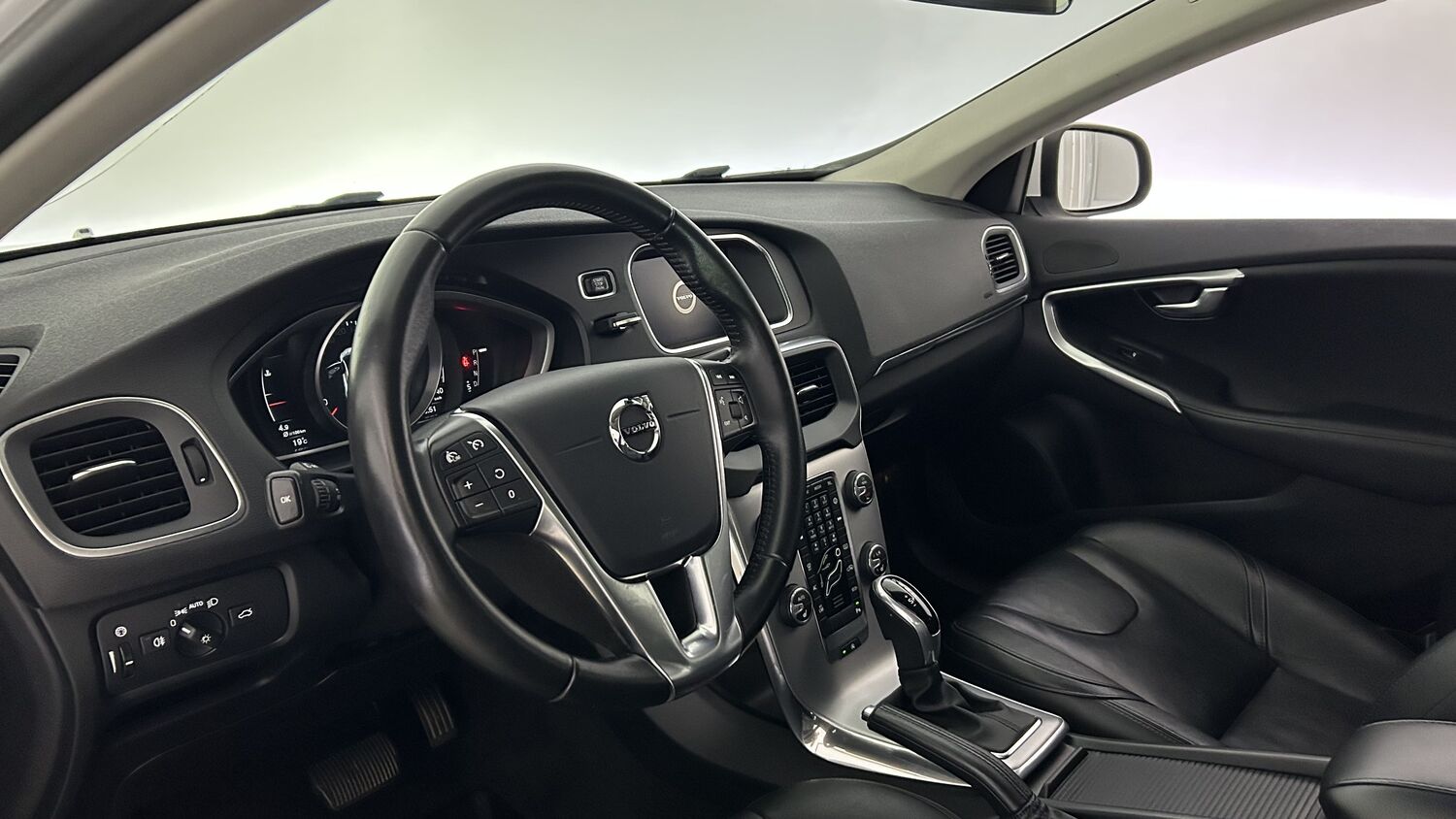Volvo V40 vaihtoauto