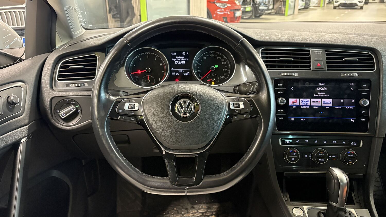 Volkswagen Golf vaihtoauto