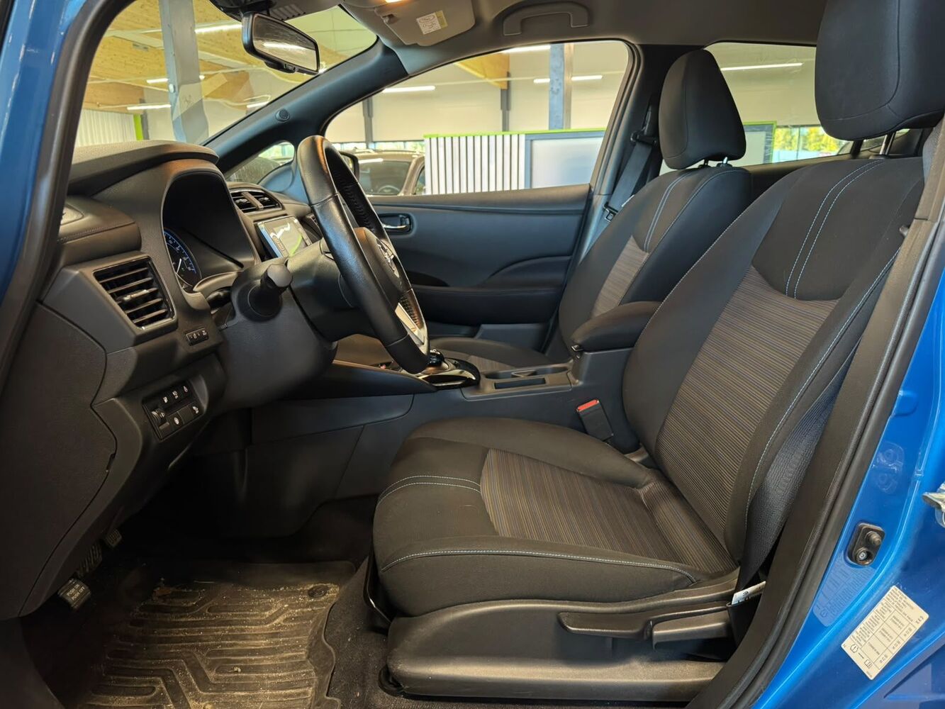 Nissan Leaf vaihtoauto