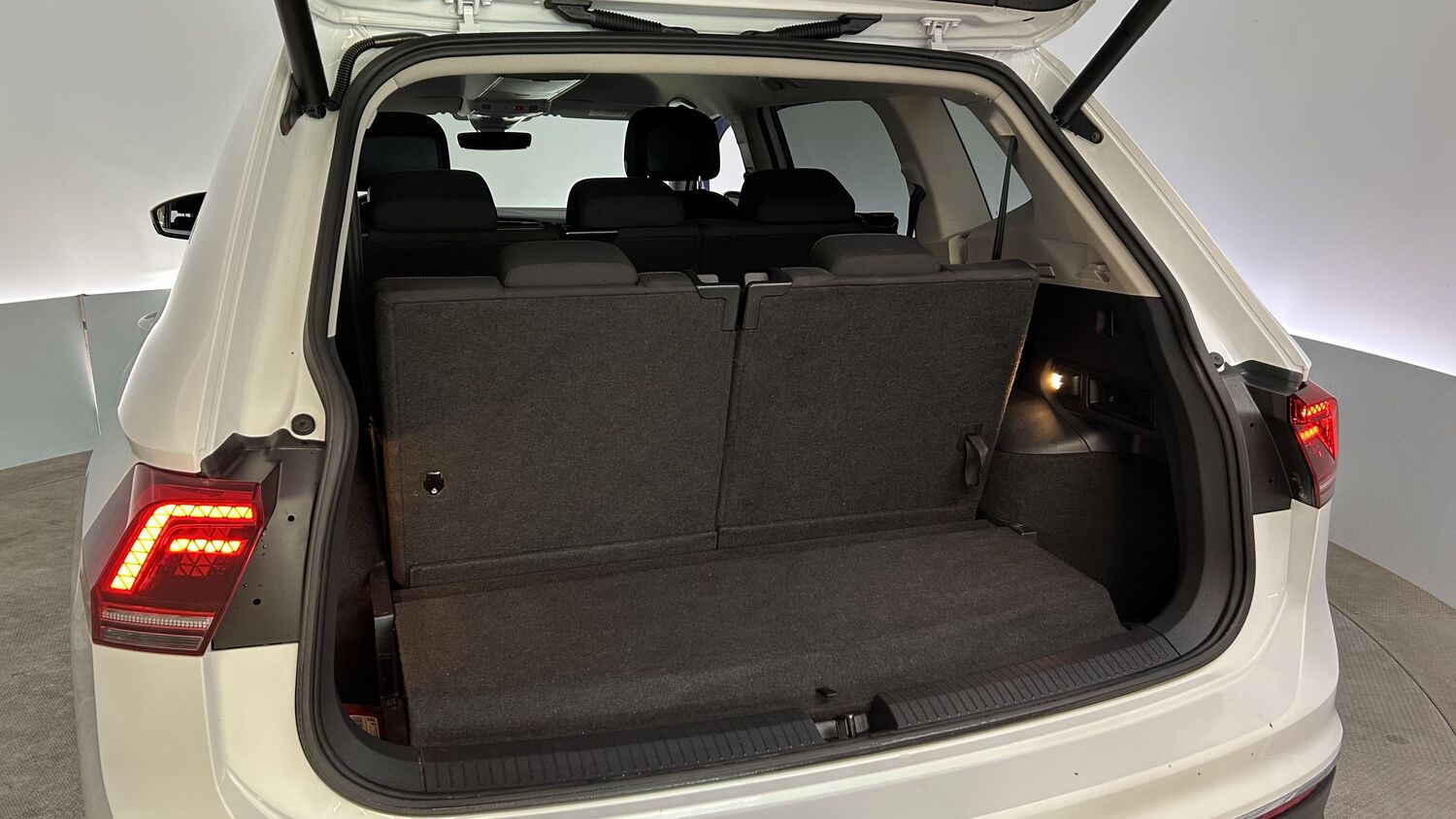 Volkswagen Tiguan Allspace vaihtoauto