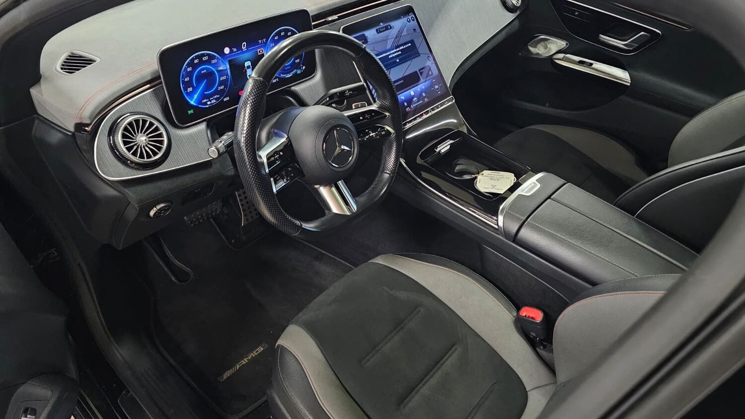 Mercedes-Benz EQE vaihtoauto