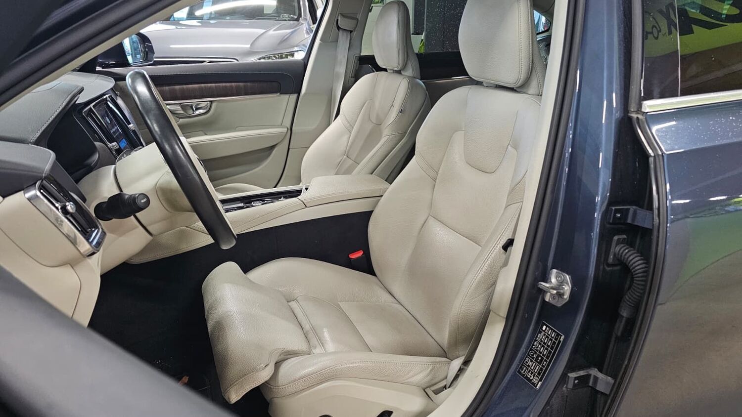 Volvo S90 vaihtoauto