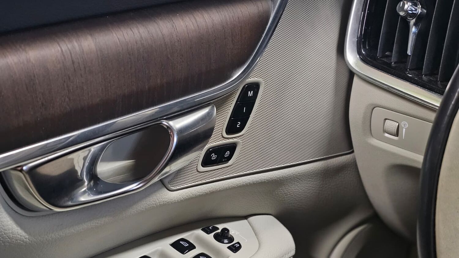Volvo S90 vaihtoauto