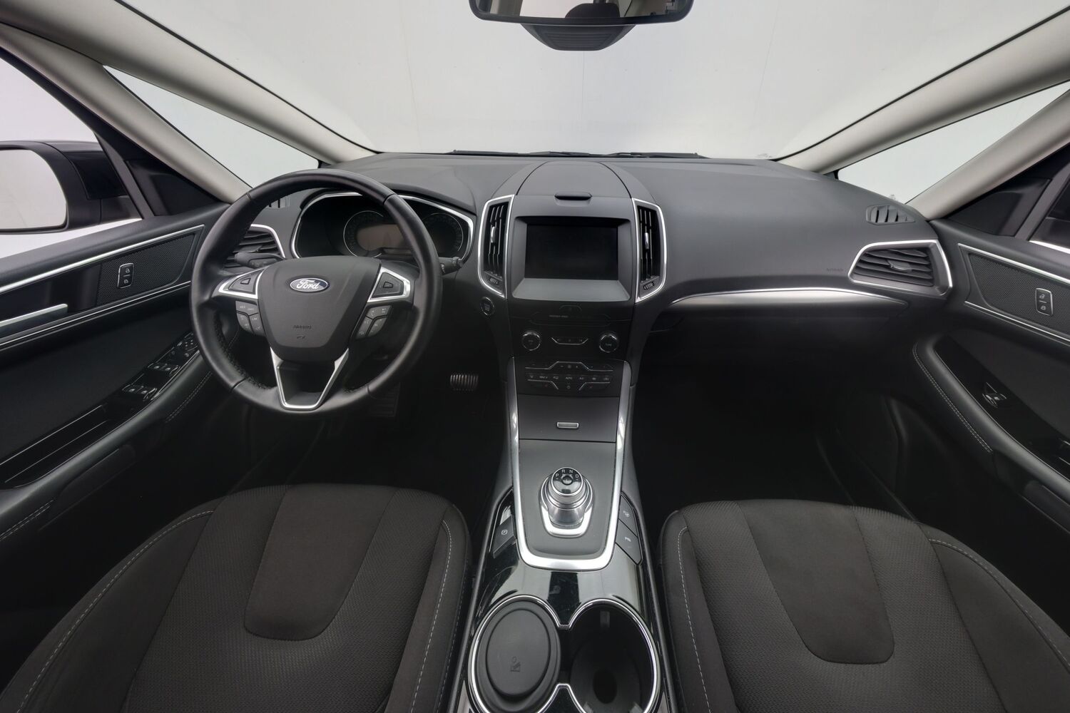 Ford S-MAX vaihtoauto