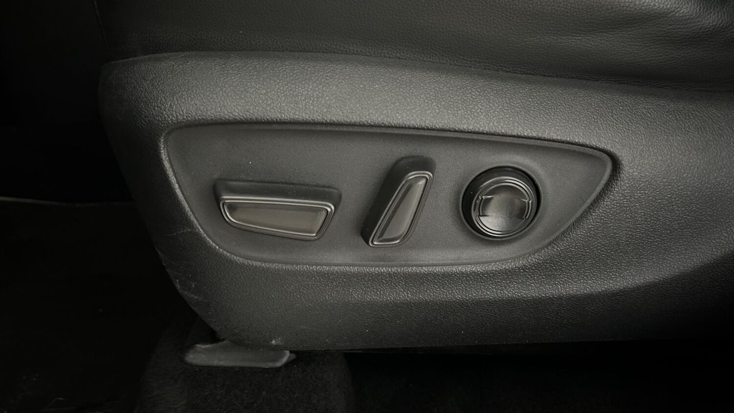 Toyota Land Cruiser vaihtoauto