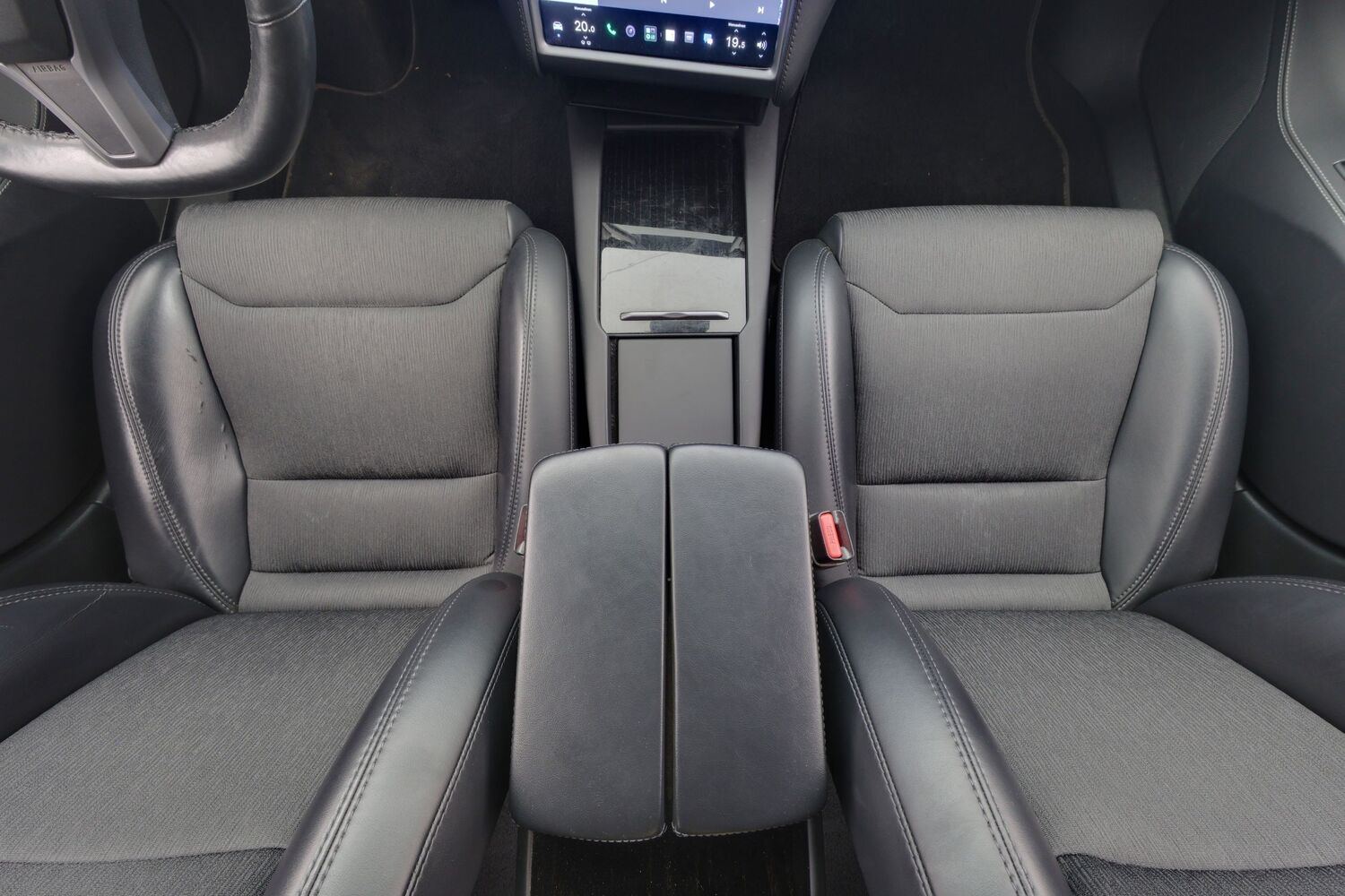 Tesla Model S vaihtoauto