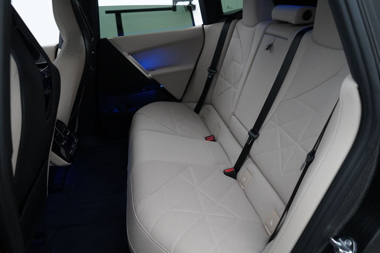 BMW iX vaihtoauto