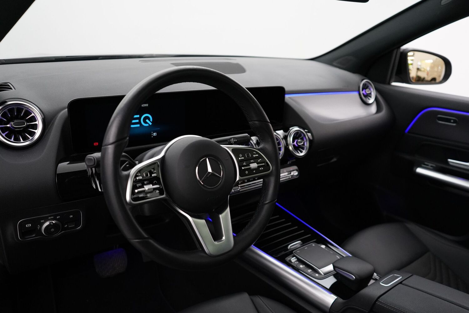Mercedes-Benz EQA vaihtoauto