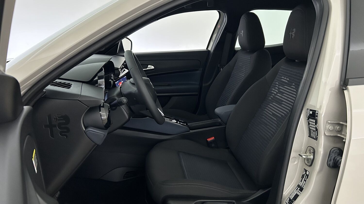 Alfa Romeo Junior vaihtoauto