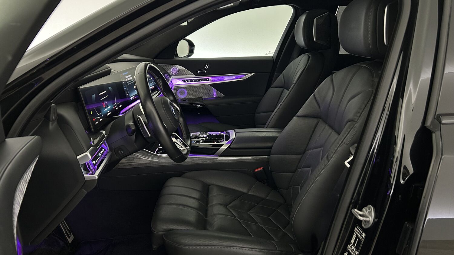 BMW i7 vaihtoauto