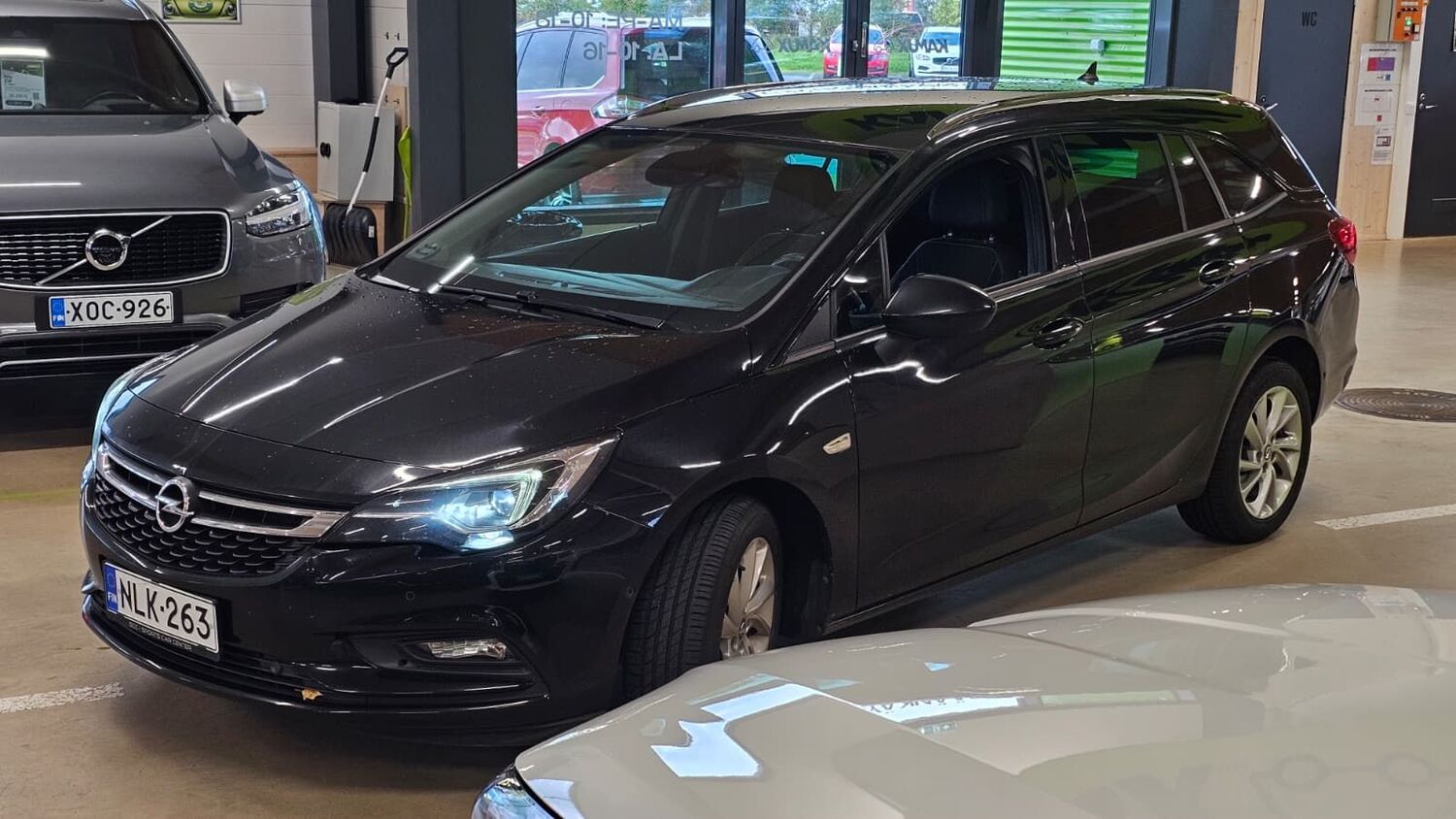 Opel Astra vaihtoauto