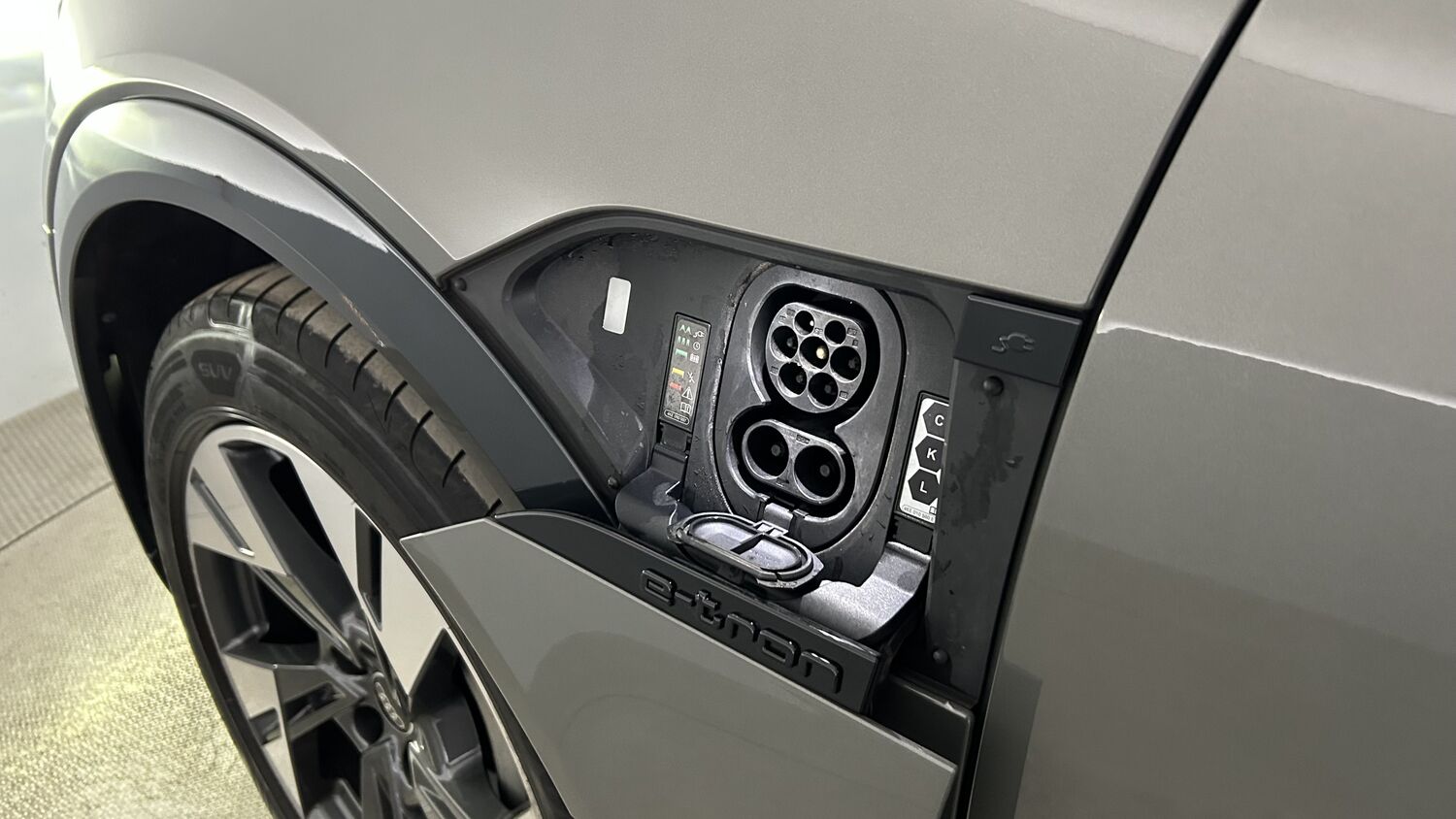 Audi Q8 e-tron vaihtoauto