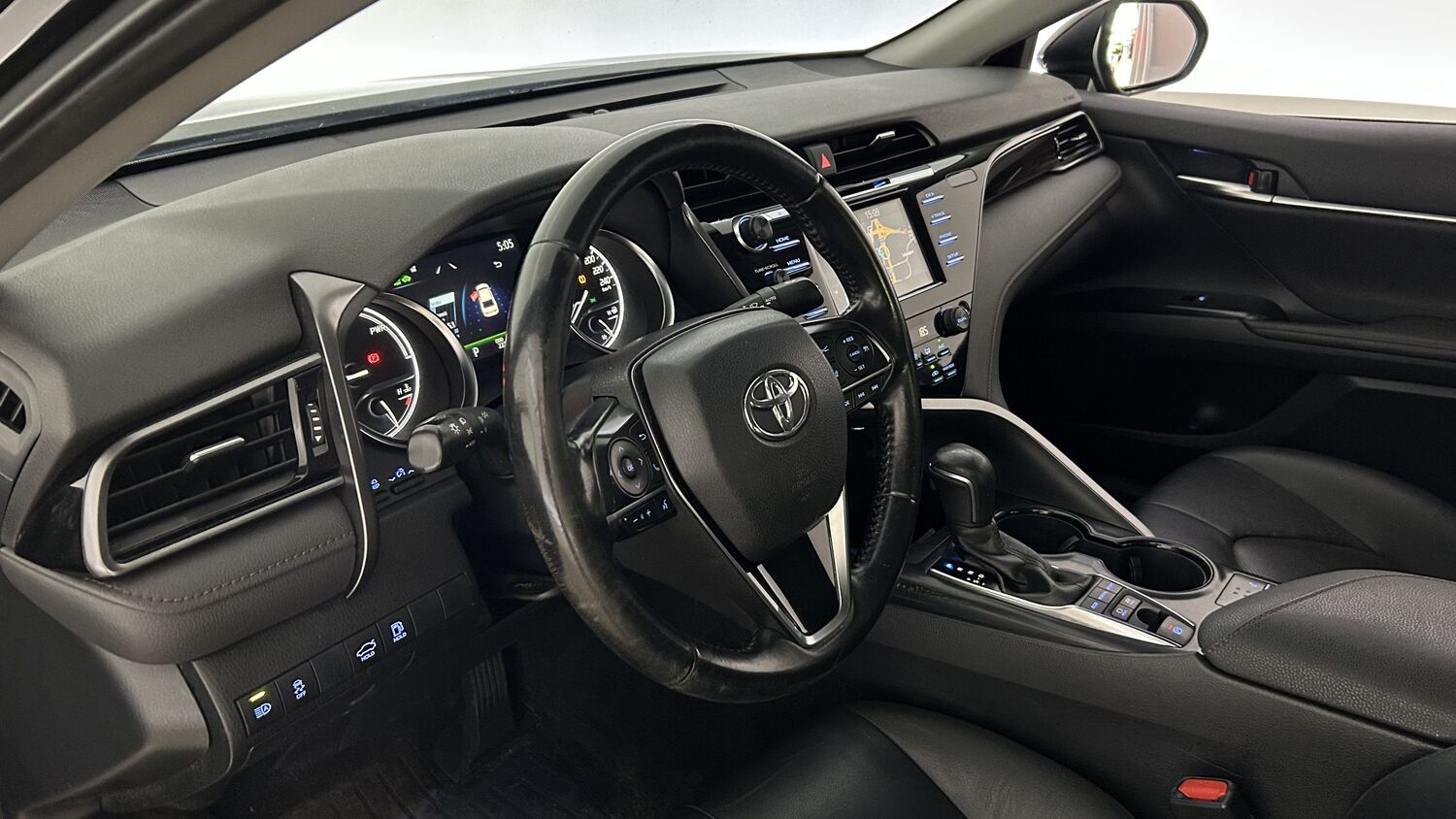 Toyota Camry vaihtoauto