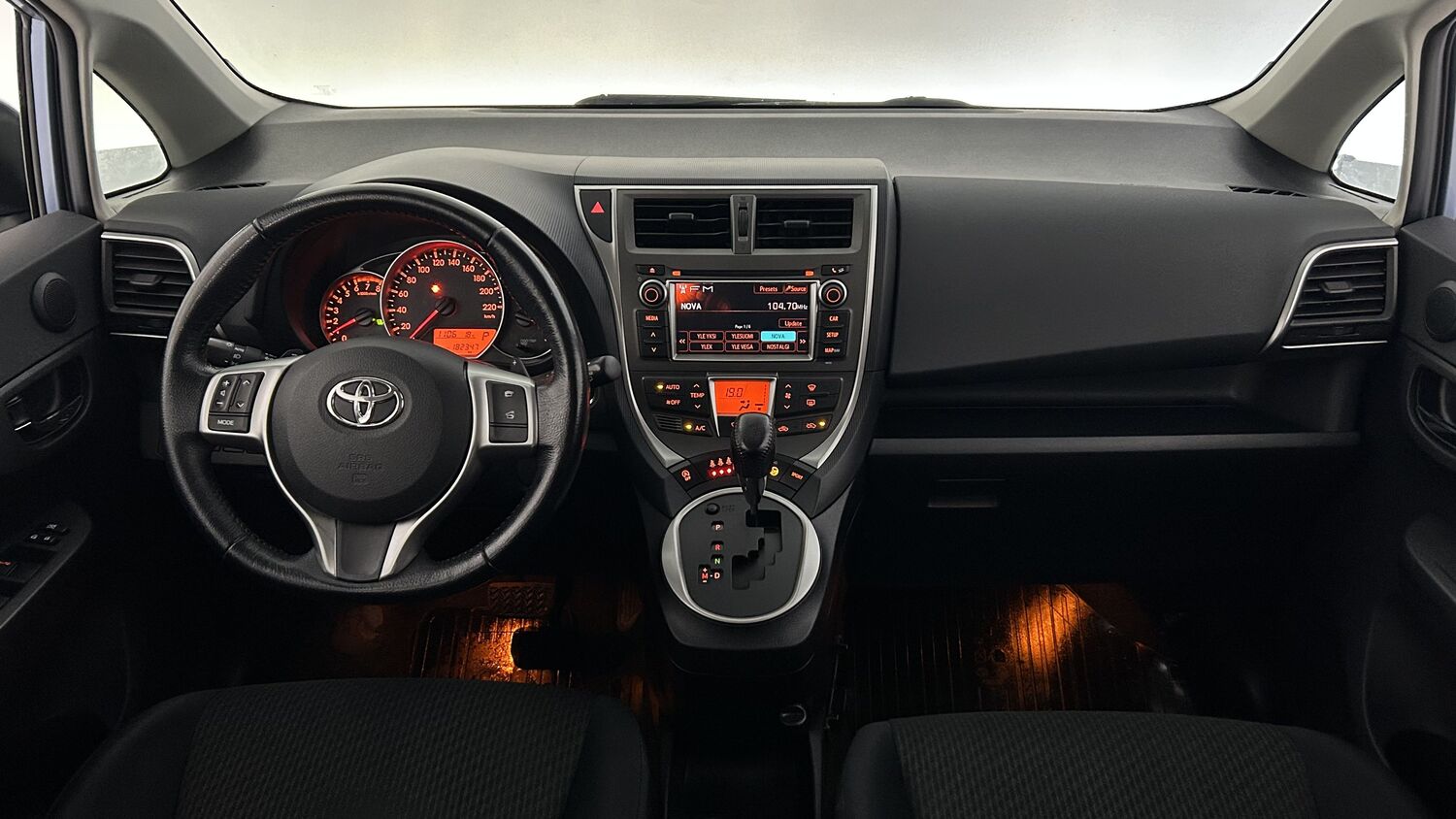 Toyota Verso-S vaihtoauto