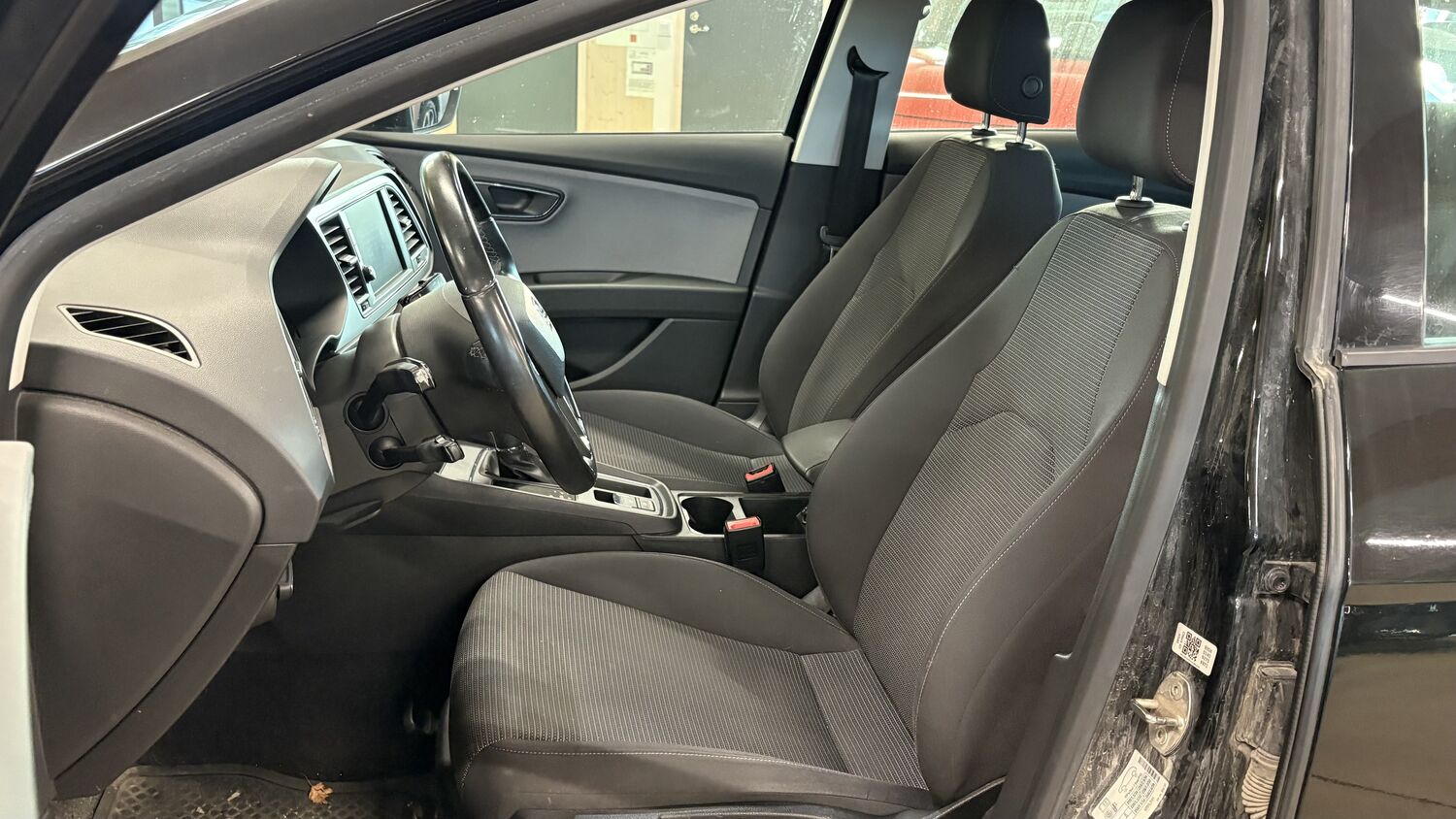 SEAT Leon ST vaihtoauto