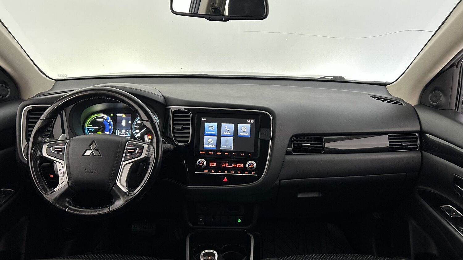 Mitsubishi Outlander PHEV vaihtoauto