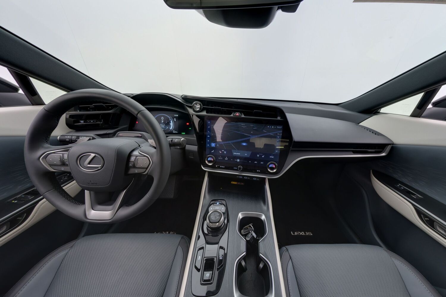 Lexus RZ vaihtoauto