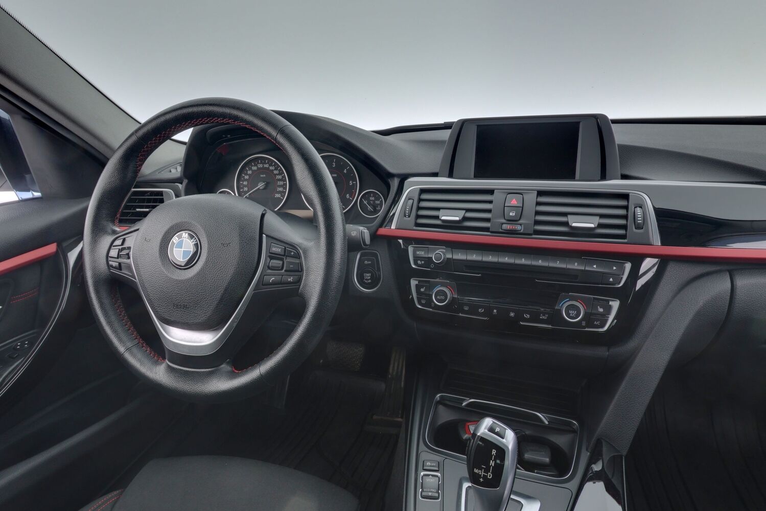 BMW 320 vaihtoauto
