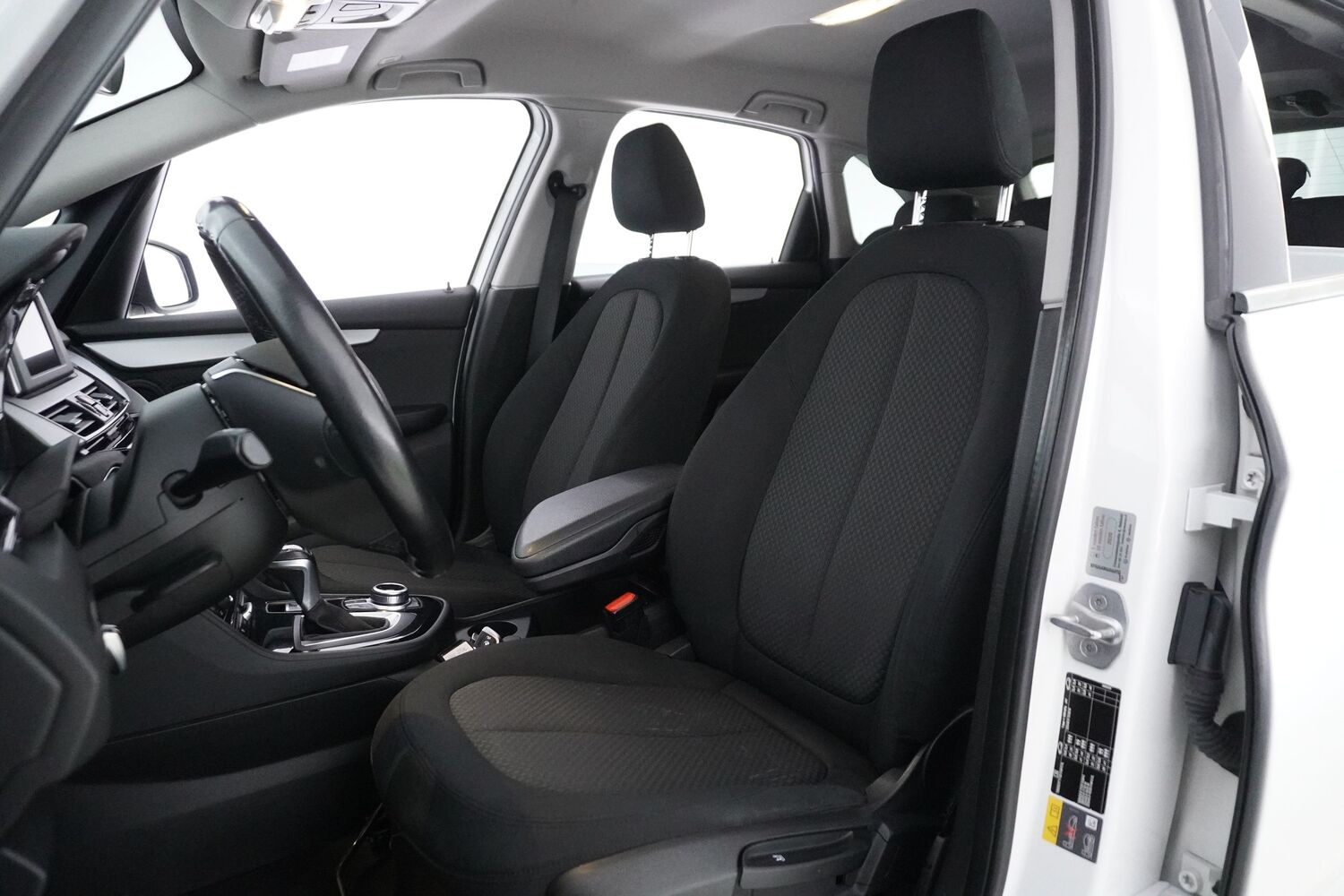 BMW 225 vaihtoauto