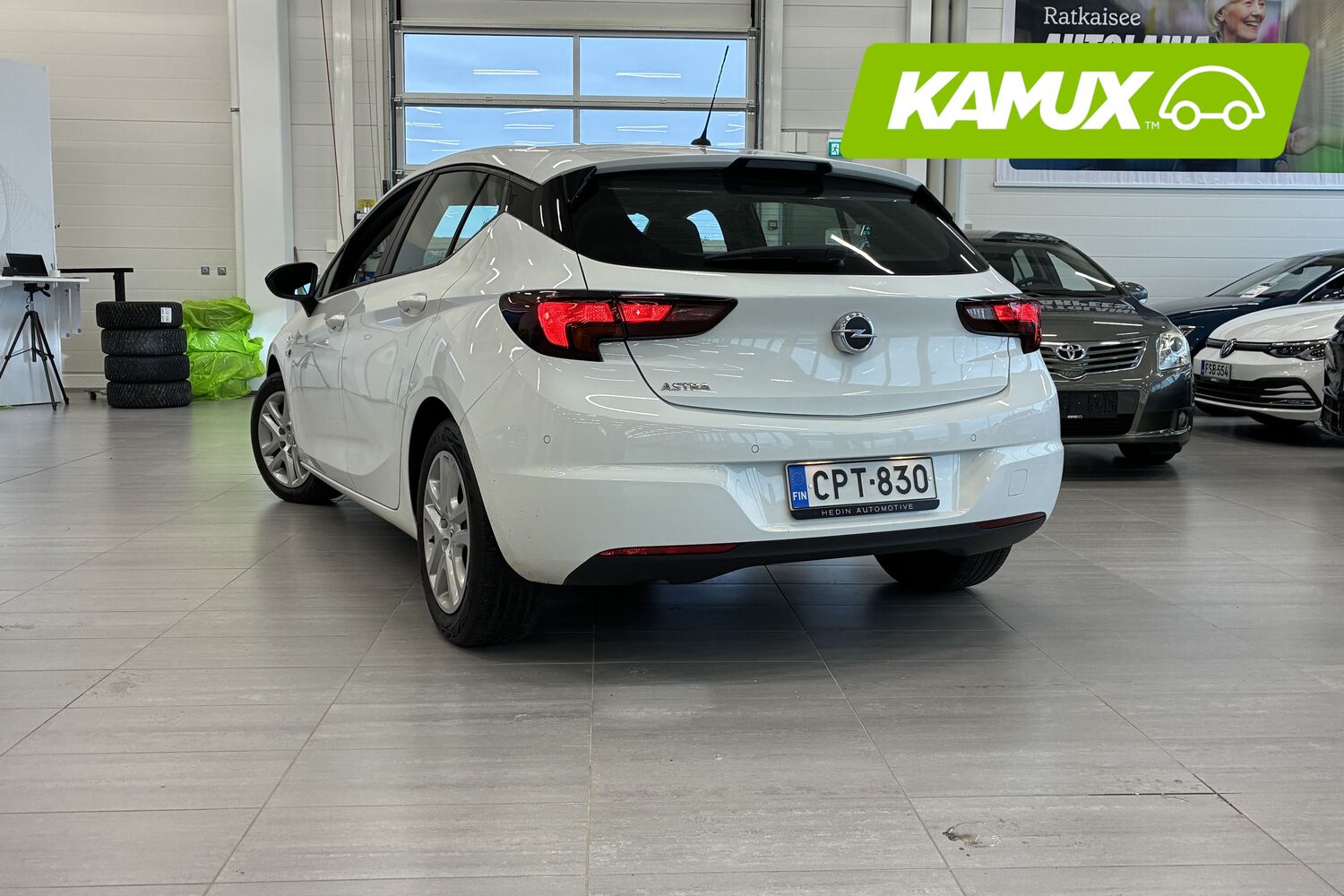 Opel Astra vaihtoauto