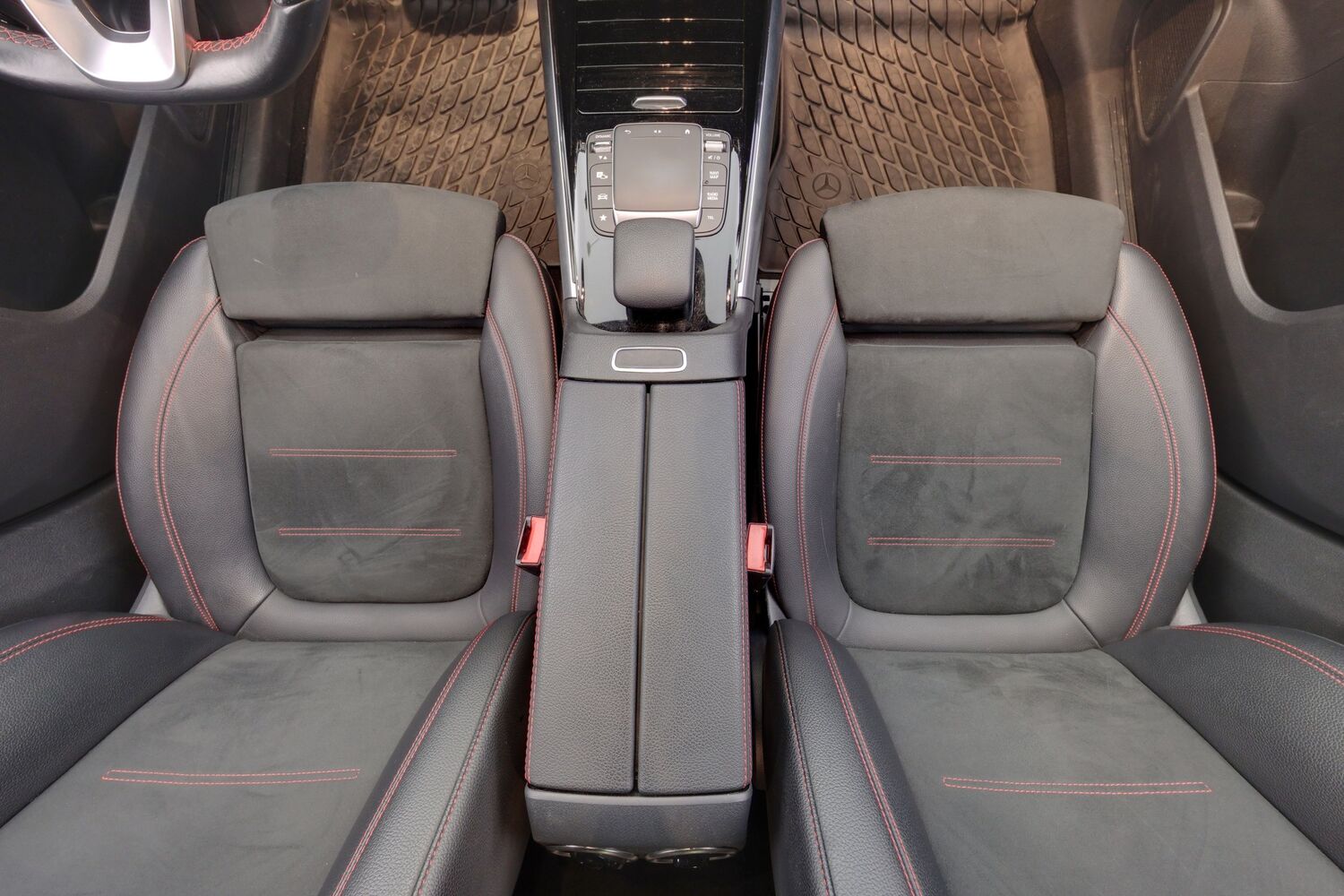Mercedes-Benz GLA vaihtoauto