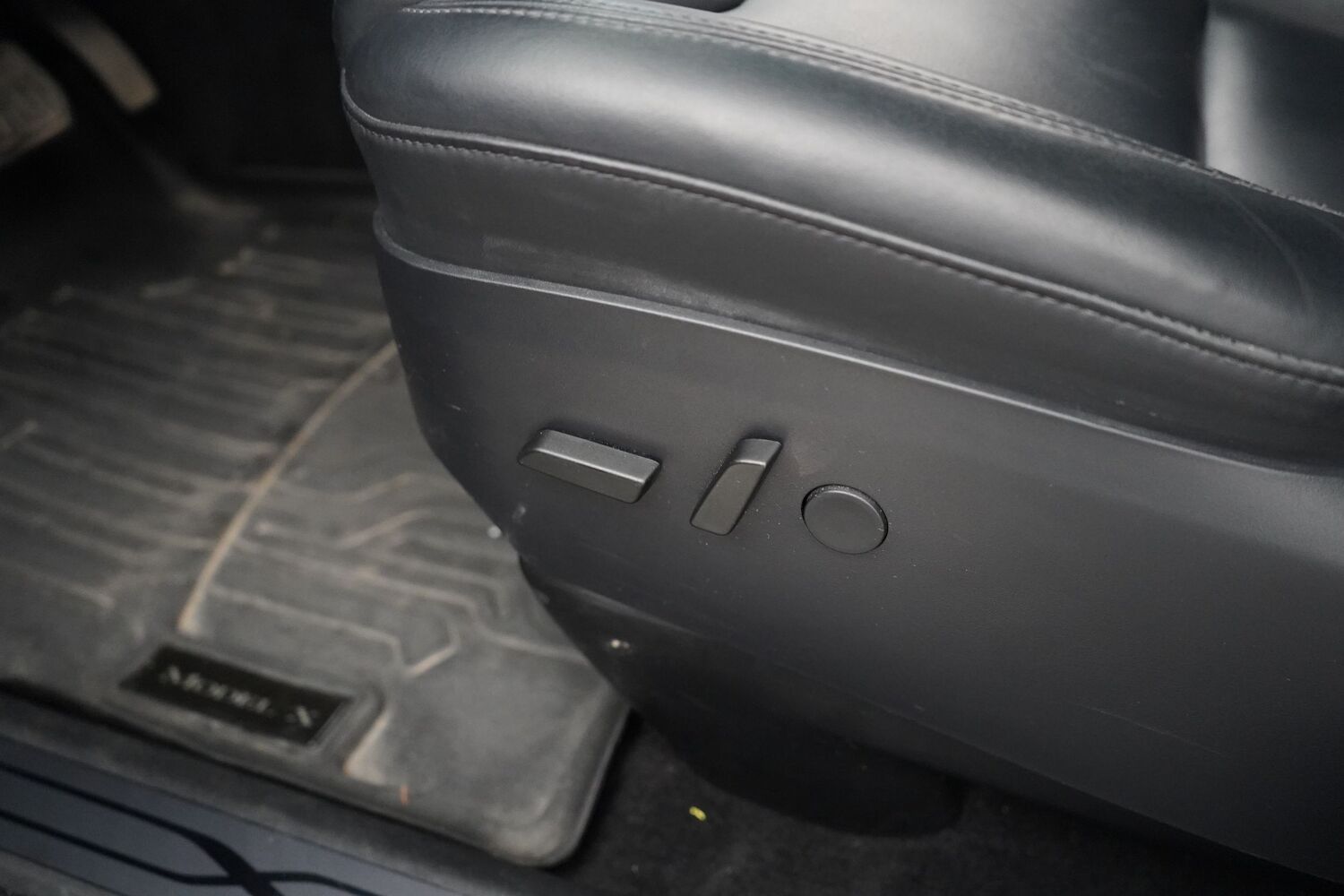 Tesla Model X vaihtoauto