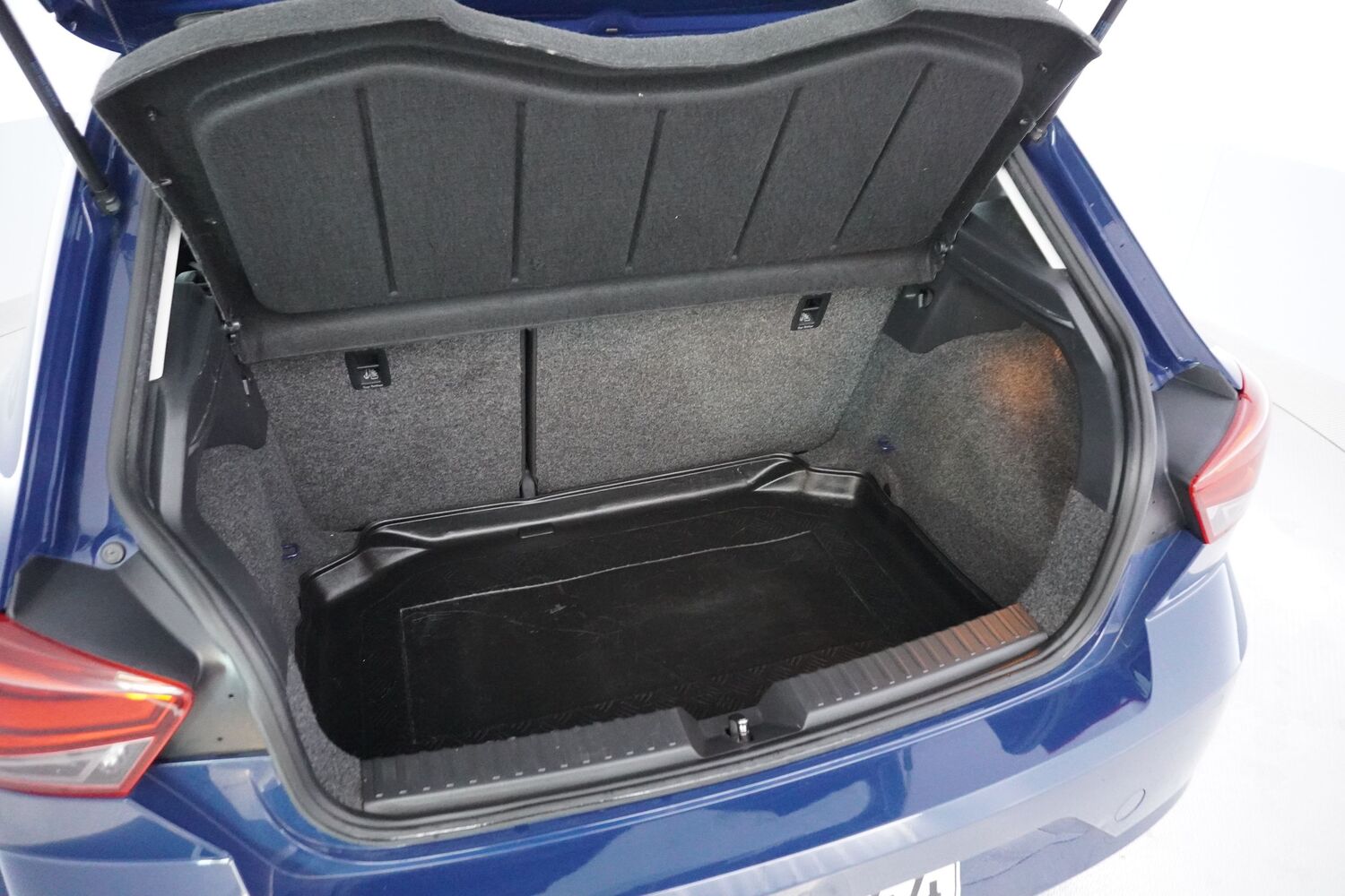 SEAT Ibiza vaihtoauto