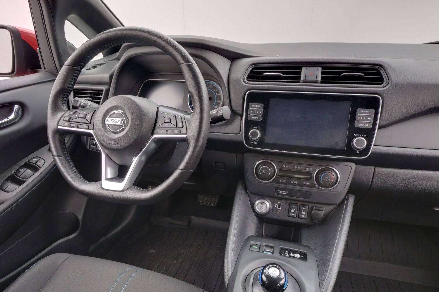 Nissan Leaf vaihtoauto