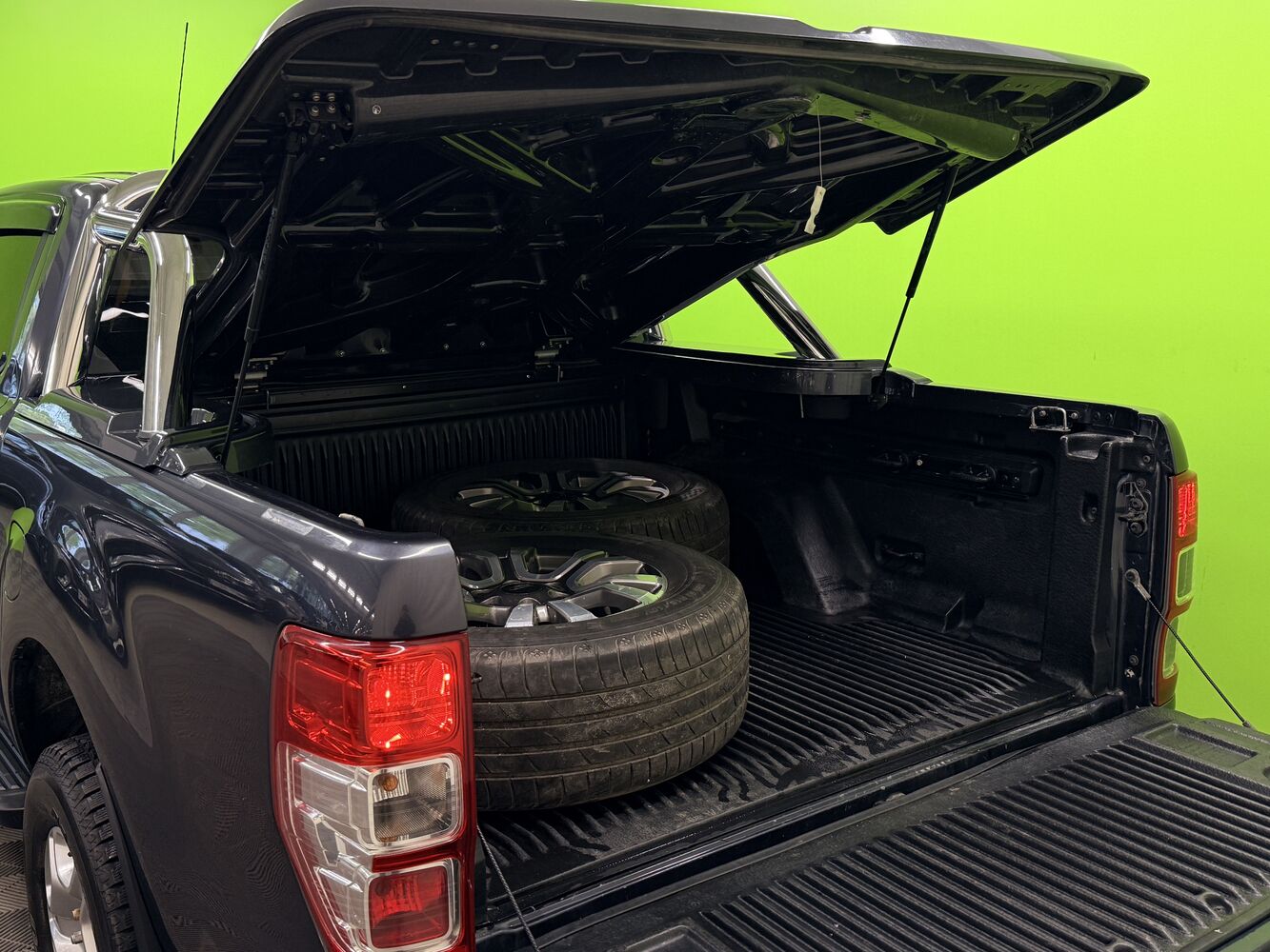 Ford Ranger vaihtoauto